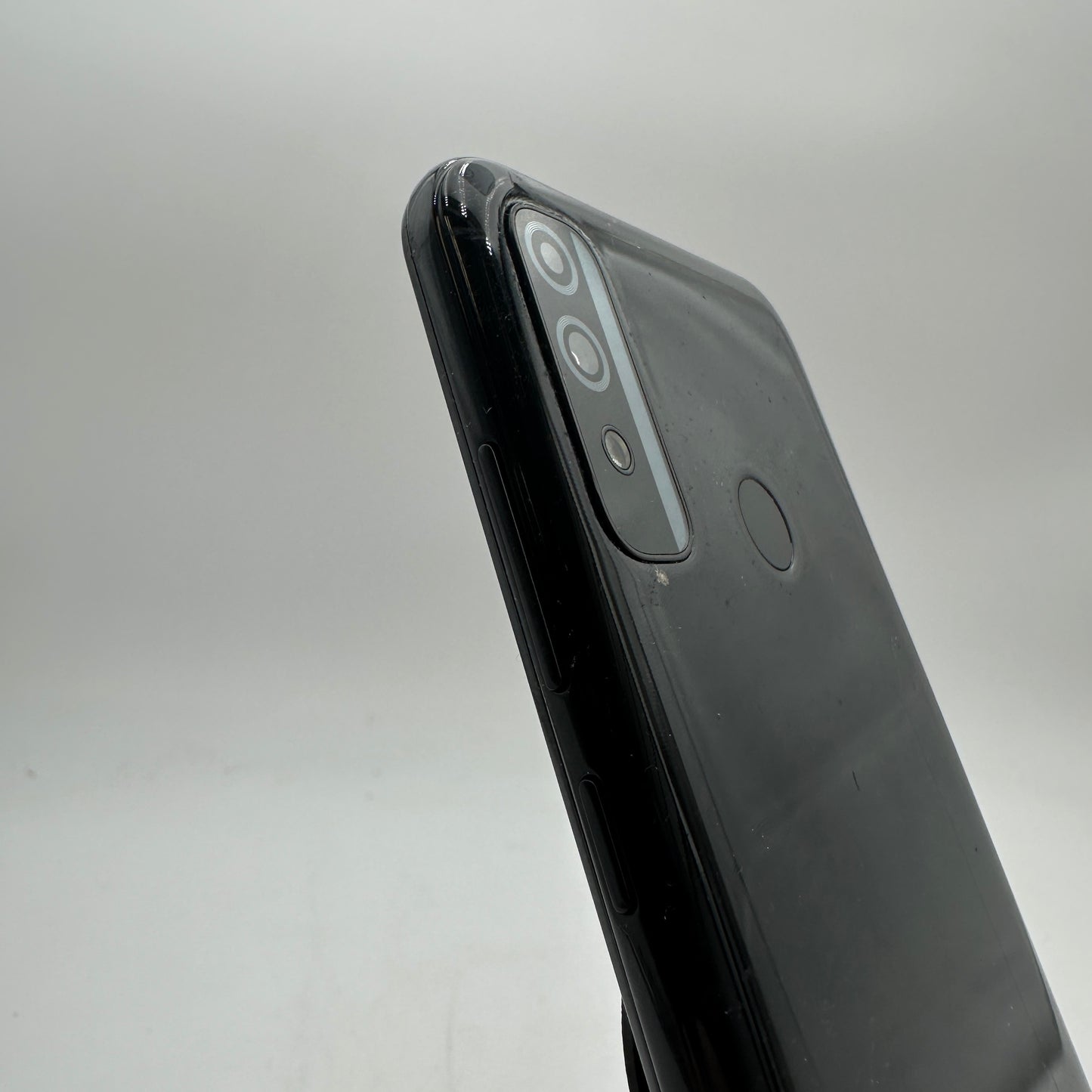 BLU V81 (G0450WW) 64GB Unlocked