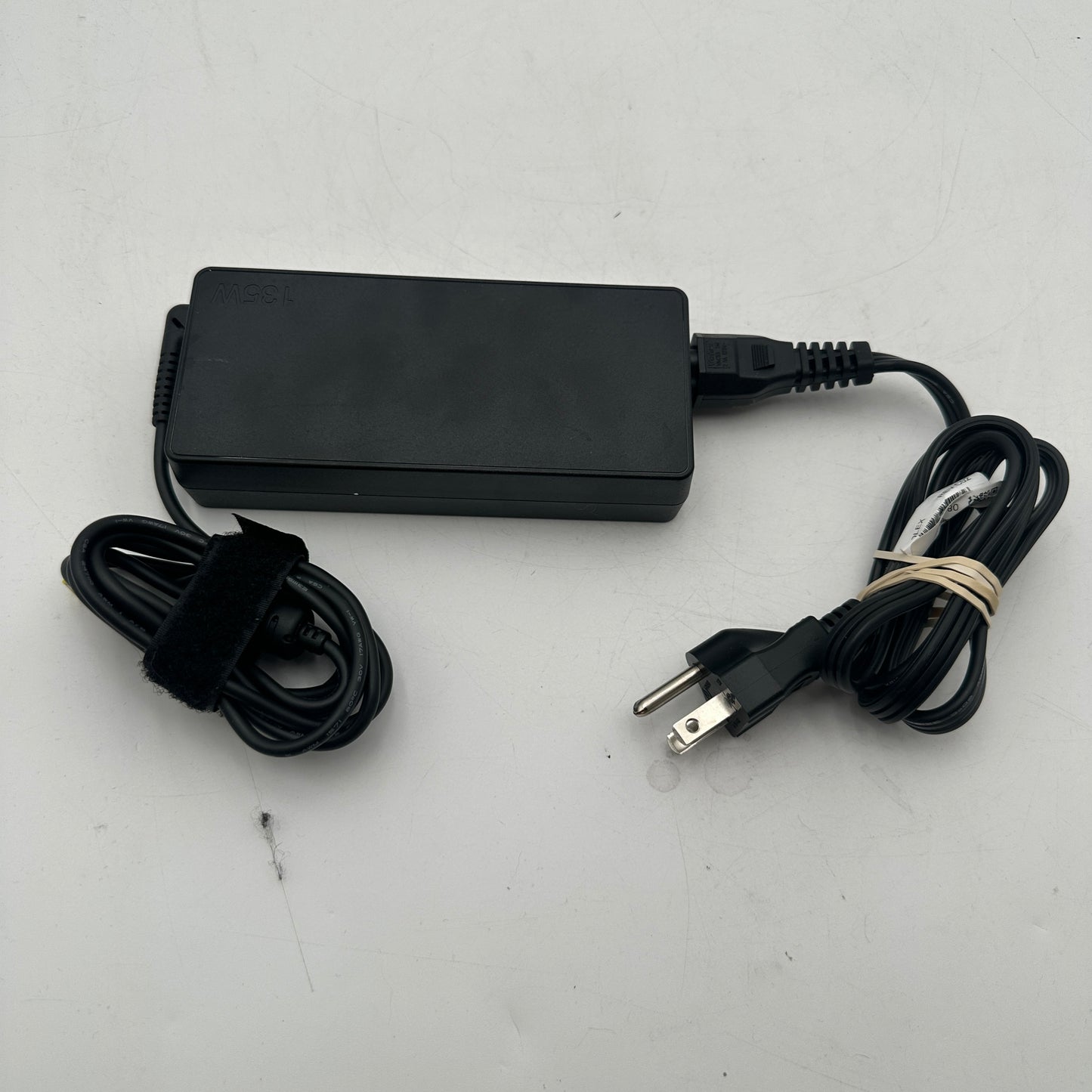 Lenovo Universal Thunderbolt 4 Dock