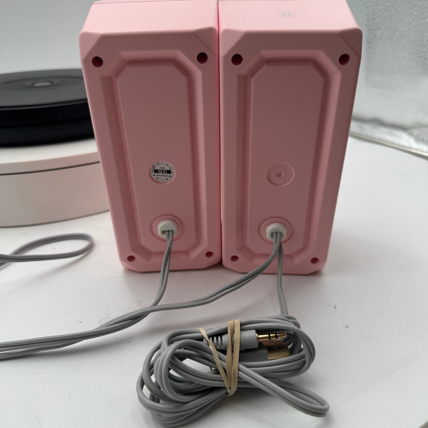 Redragon Waltz Stereo RGB Gaming Speakers GS510 Pink