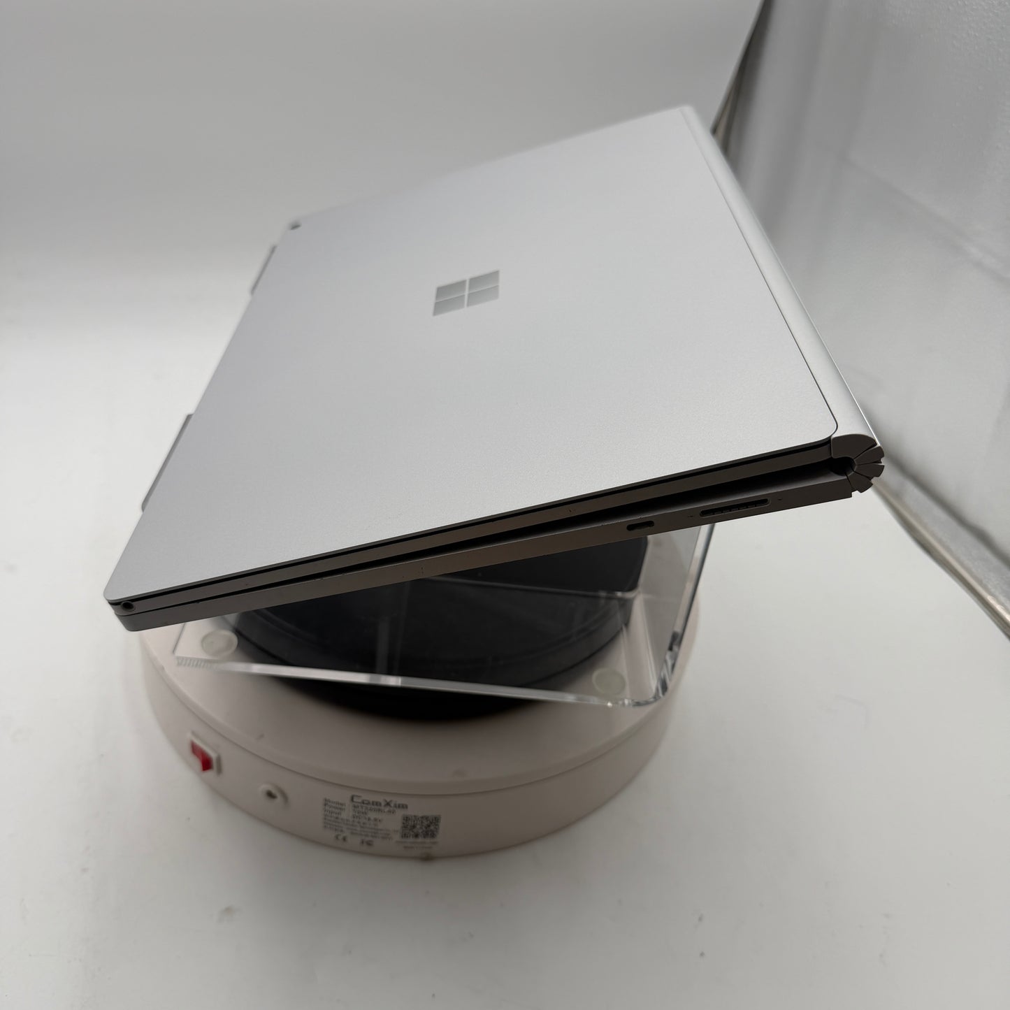 Microsoft Surface Book 2 1832 15-inch Laptop - Core i5, 16GB RAM, 256GB SSD