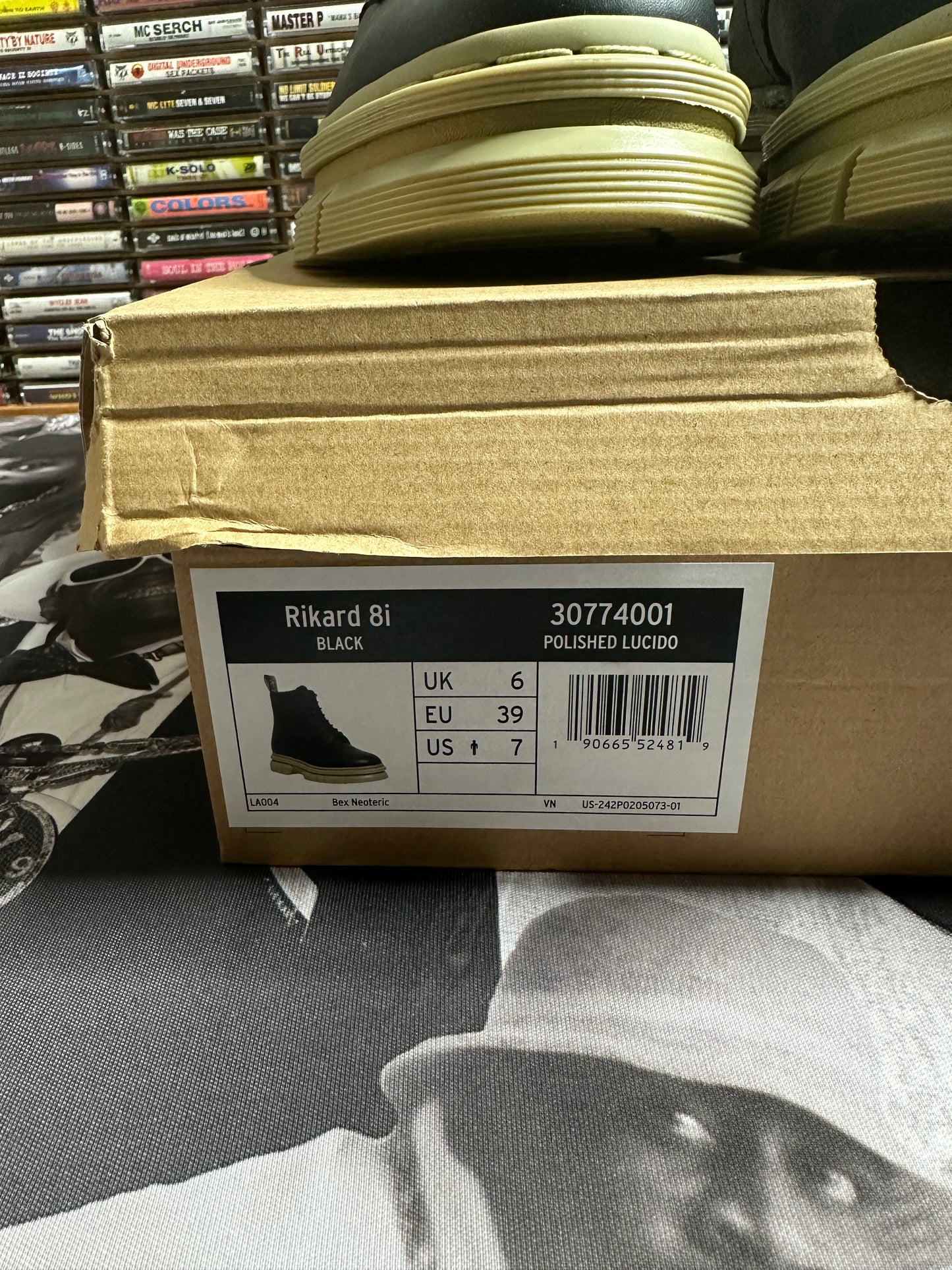 Dr. Martens Rikard 8i Leather Boots Black Lucido 30774001