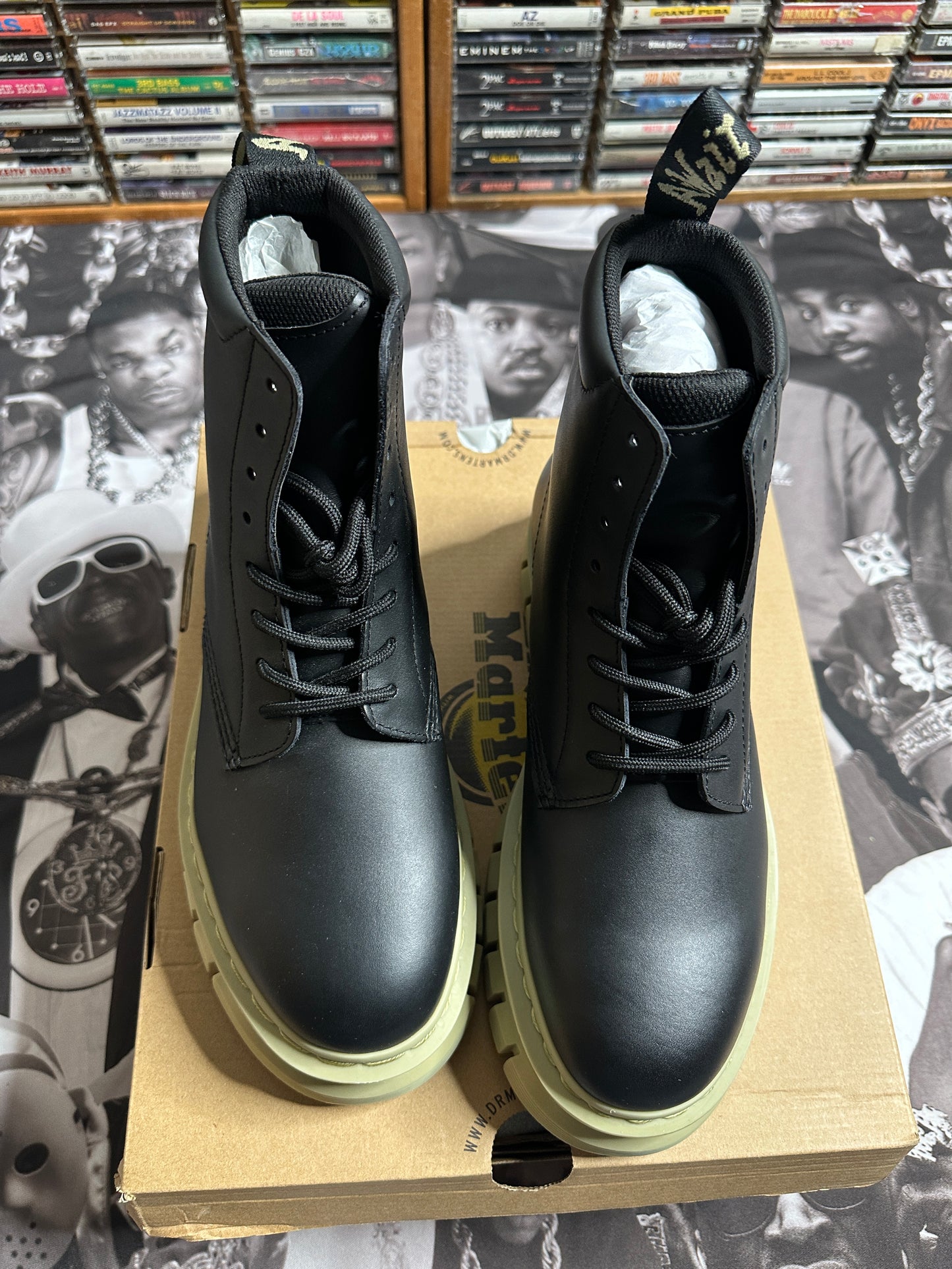 Dr. Martens Rikard 8i Leather Boots Black Lucido 30774001