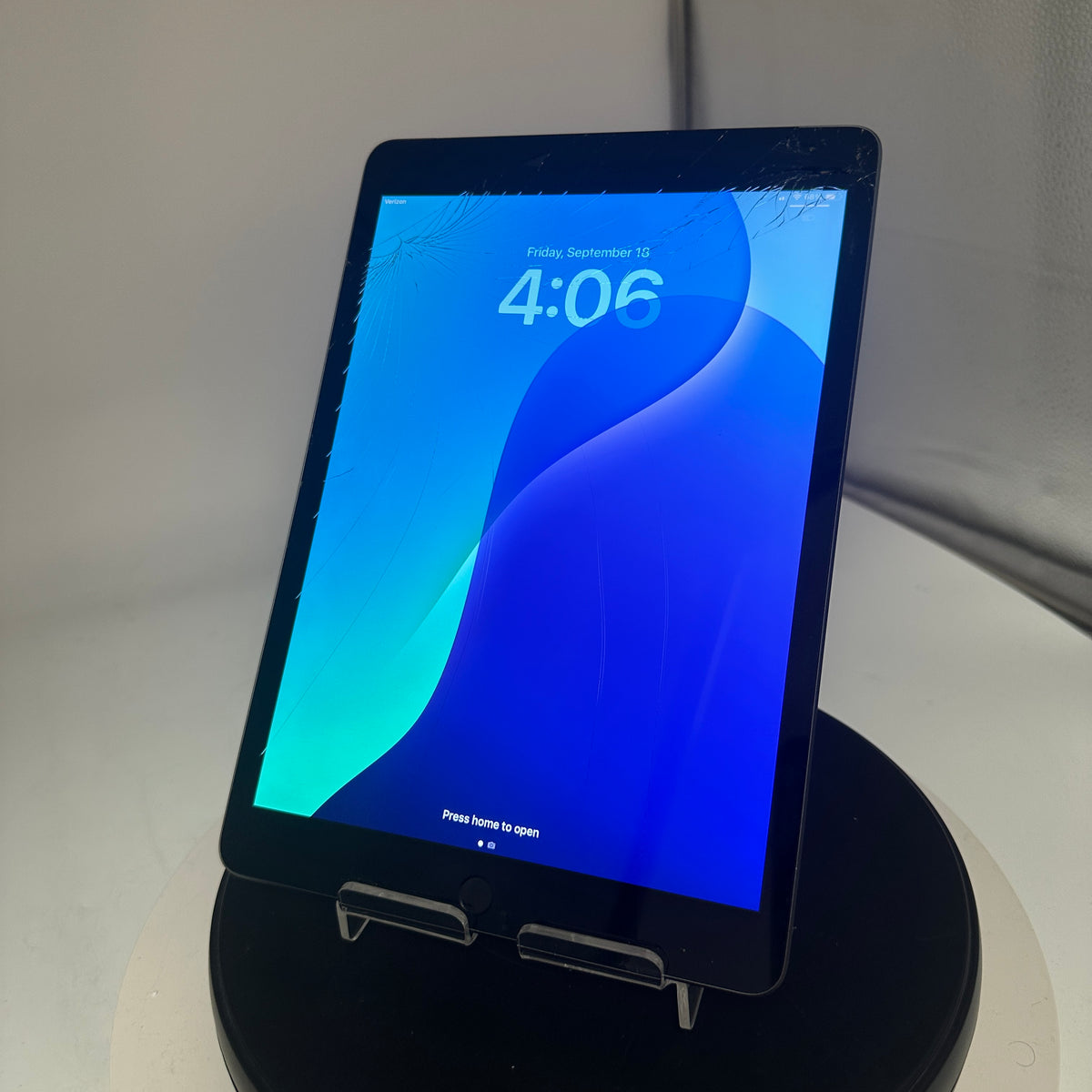 Apple iPad 9th Gen A2603 (2021) 64GB Unlocked