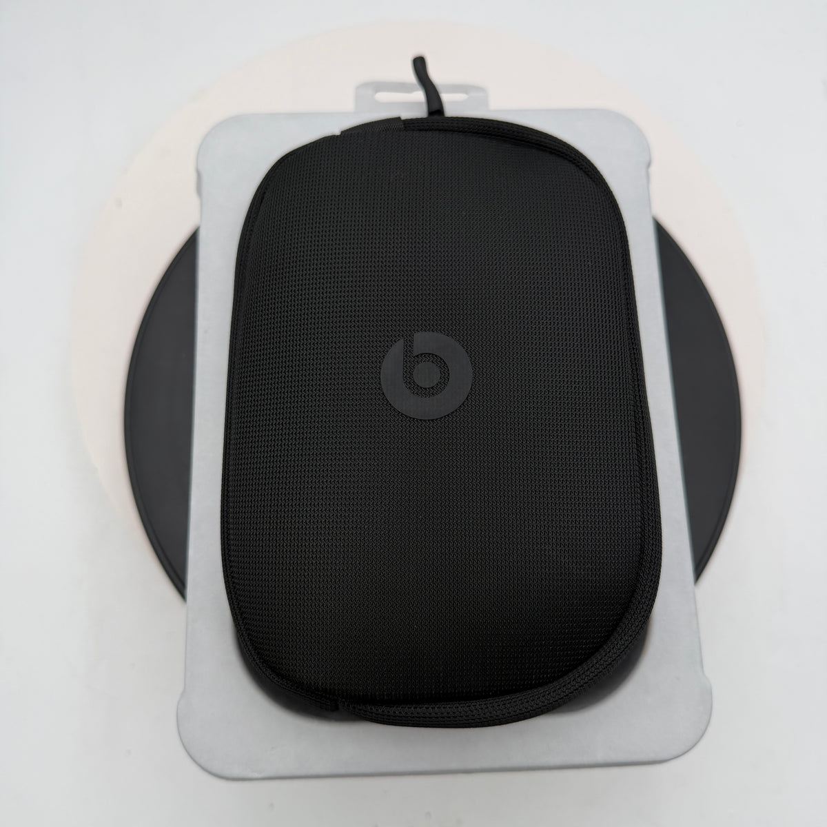 Beats Studio Pro A2924 Wireless Headphones Black MINTY
