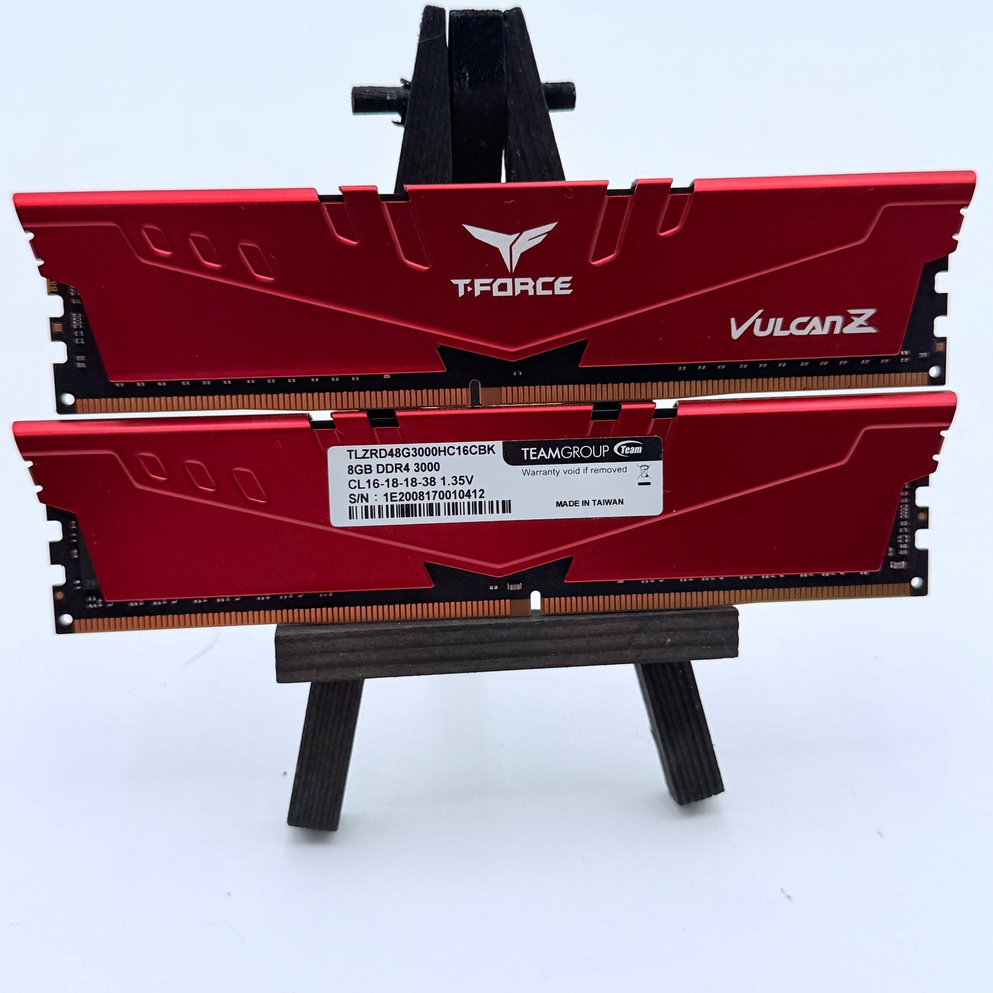 TeamGroup 8GB DDR 4 3400 T-Force VulcanZ RAM