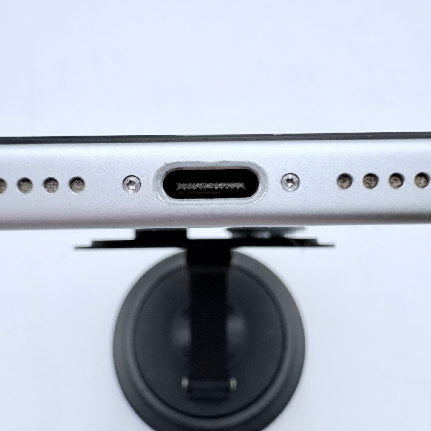 Apple iPhone 15 Plus 128GB White Unlocked READ