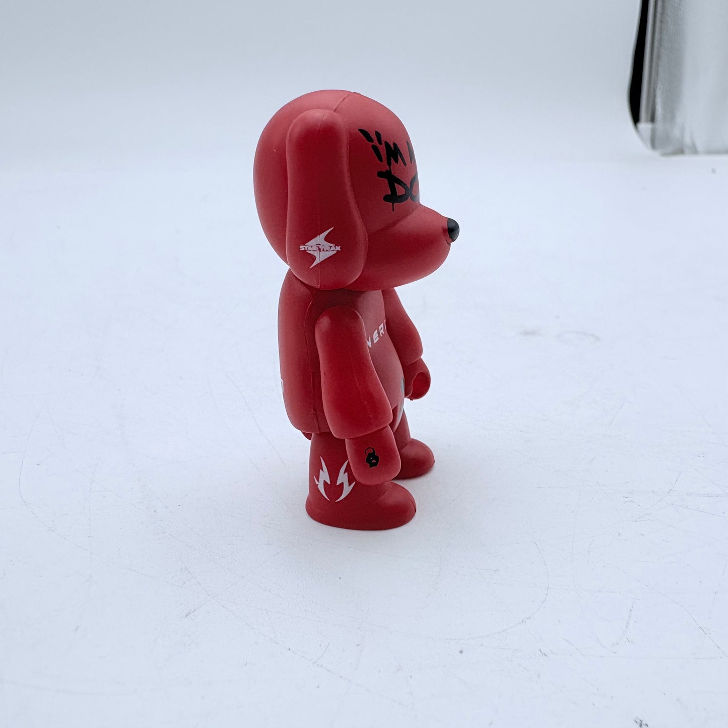 Rare 2004 Toy 2R N.E.R.D. QEE I'm a Dity Dog! Figure
