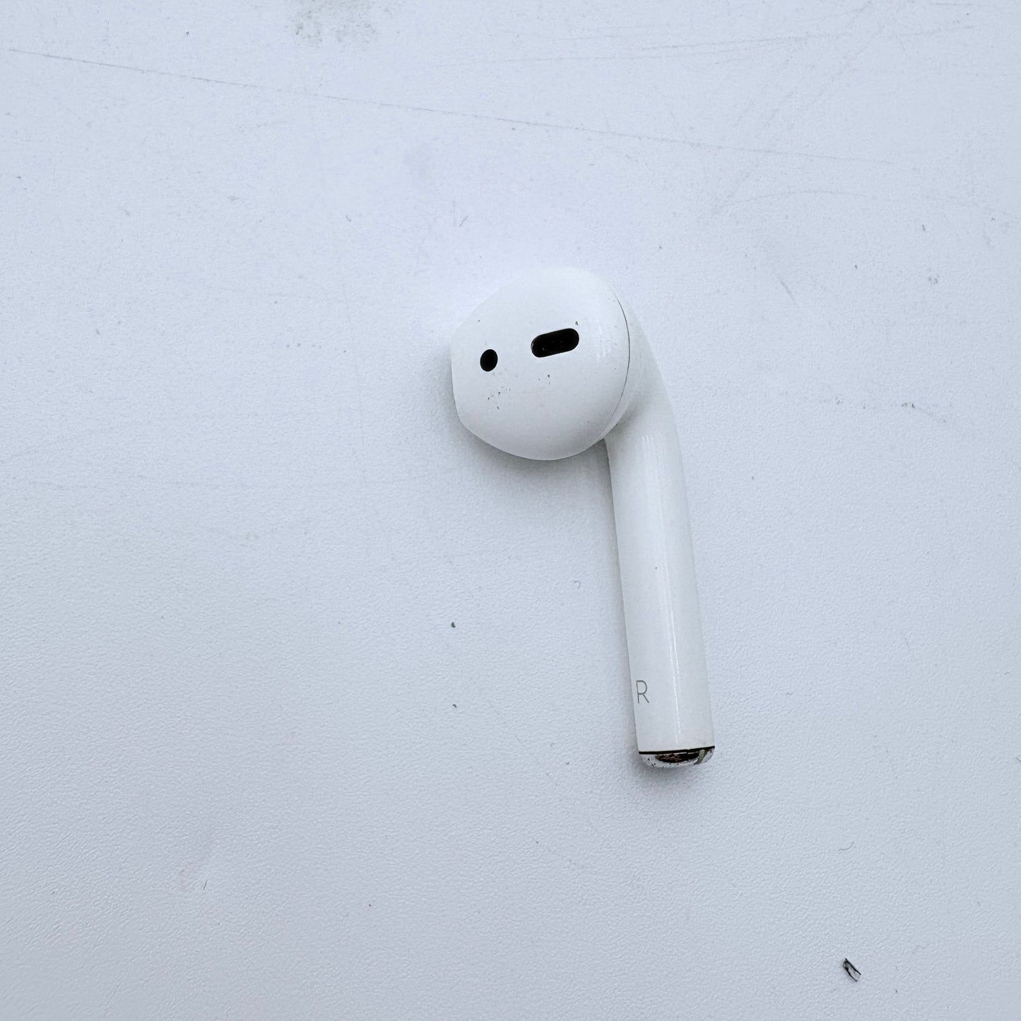 Apple AirPods (1st Gen) Complete Set A1523 A1524 A1602 (2016)