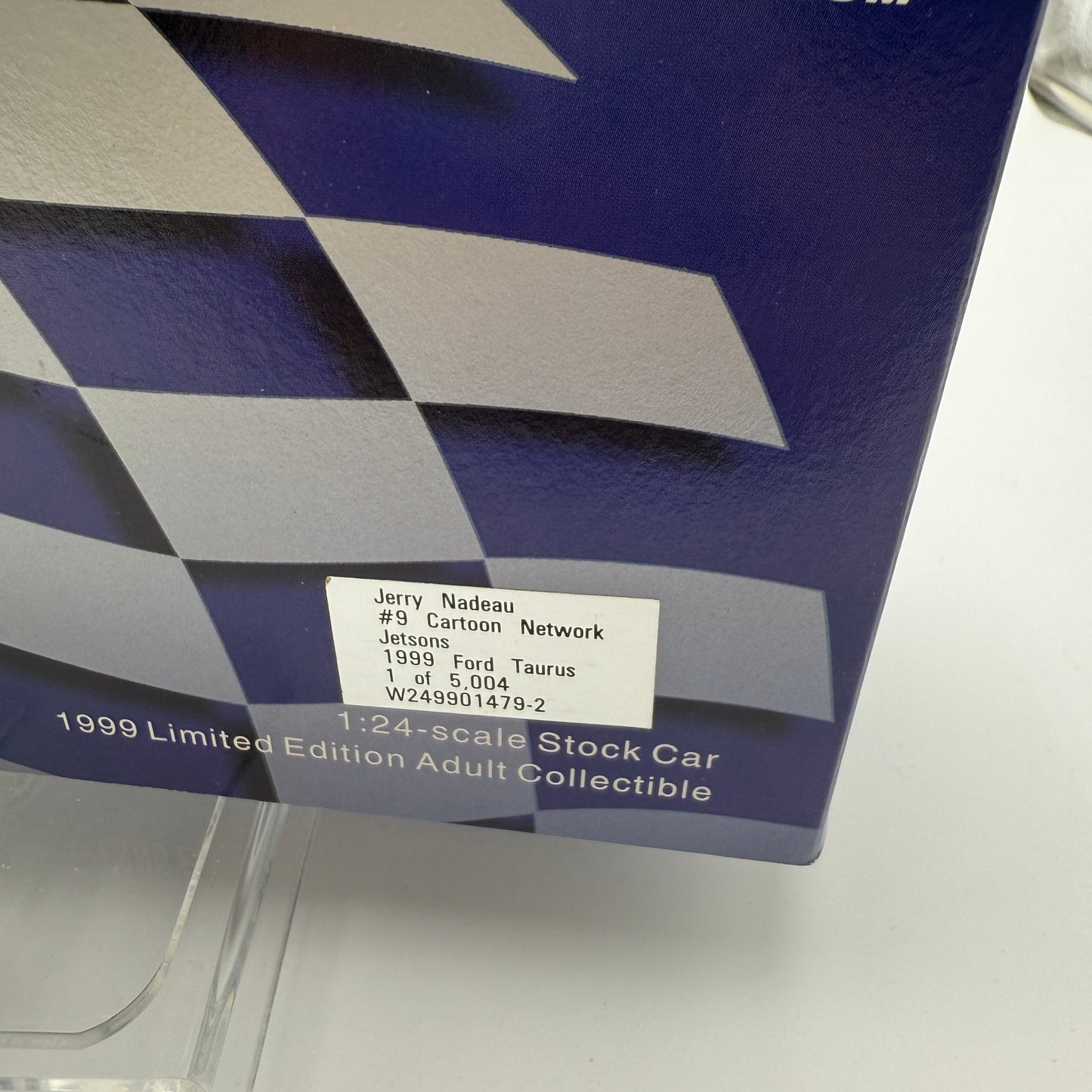 Action Racing Jerry Nadeau #9 Cartoon Network Jetsons 1999 Ford Taurus Limited Edition Die Cast Car
