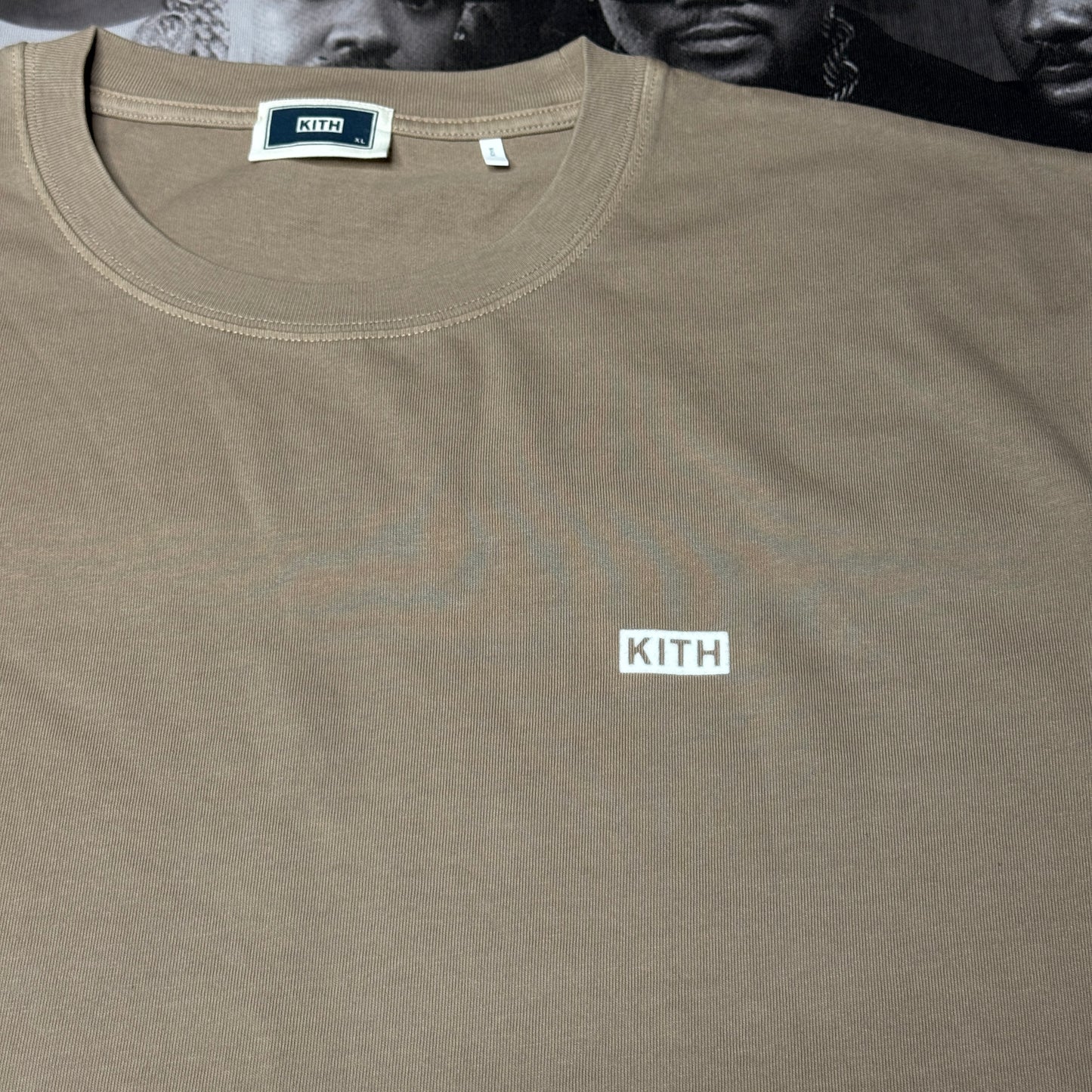 KITH LAX Tee Plaster size XL