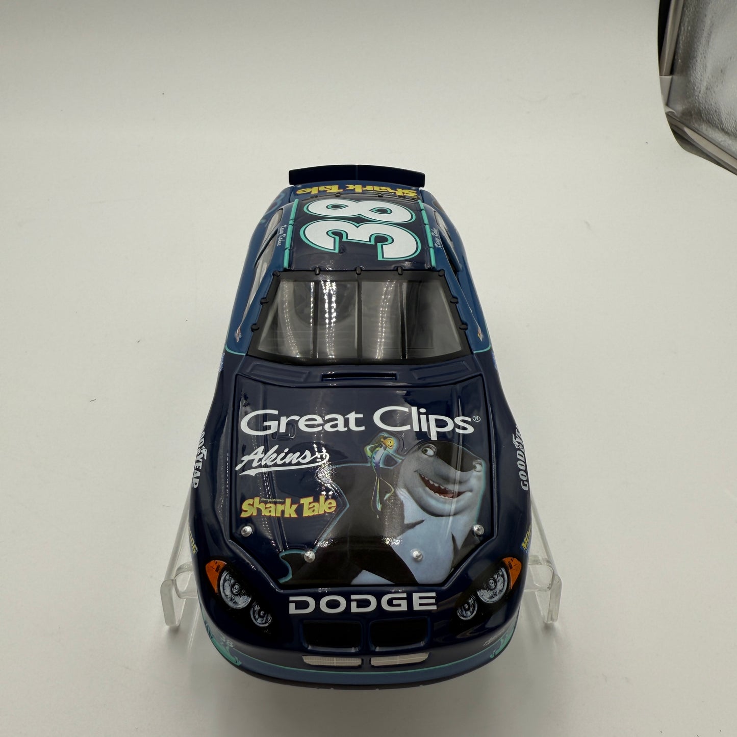 Action Racing Kasey Kahne #38 Great Clips Shark Tale 2004 Intrepid 1:24 Diecast