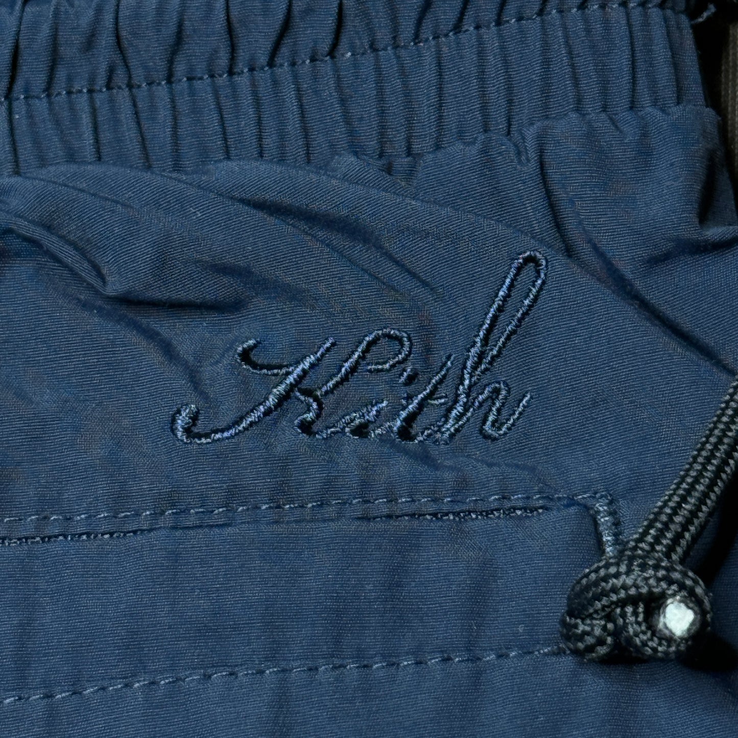 Kith Nylon Cargo Shorts w/ Zip Pockets Sz XL Navy