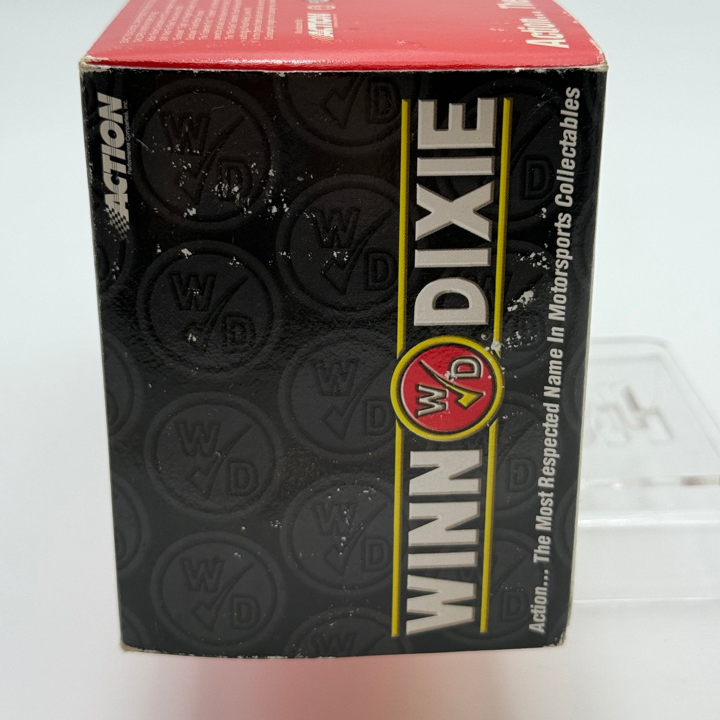 Action Racing Mark Martin #60 Winn Dixie 1997 Thunderbird Limited Edition 1:24