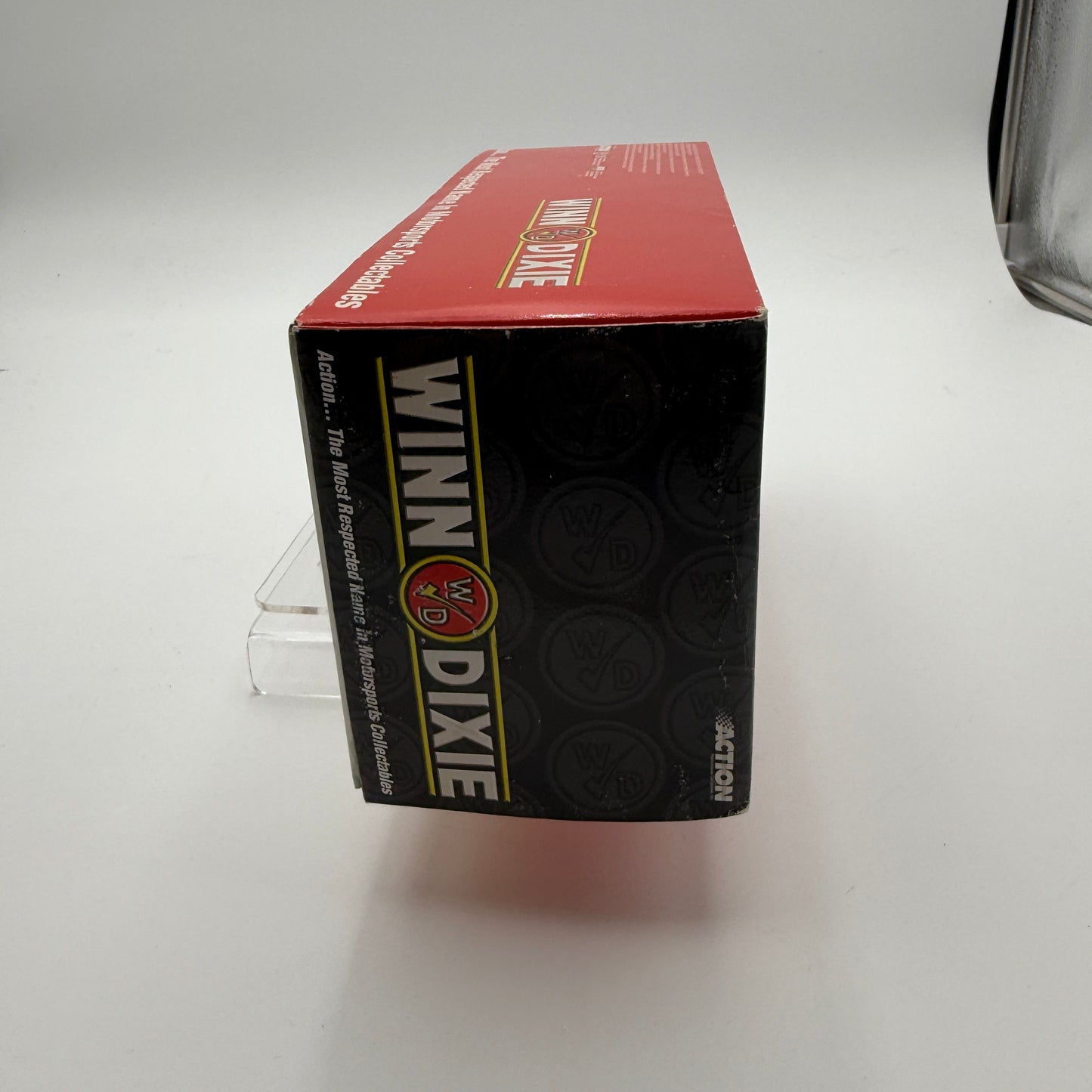 Action Racing Mark Martin #60 Winn Dixie 1997 Thunderbird Limited Edition 1:24