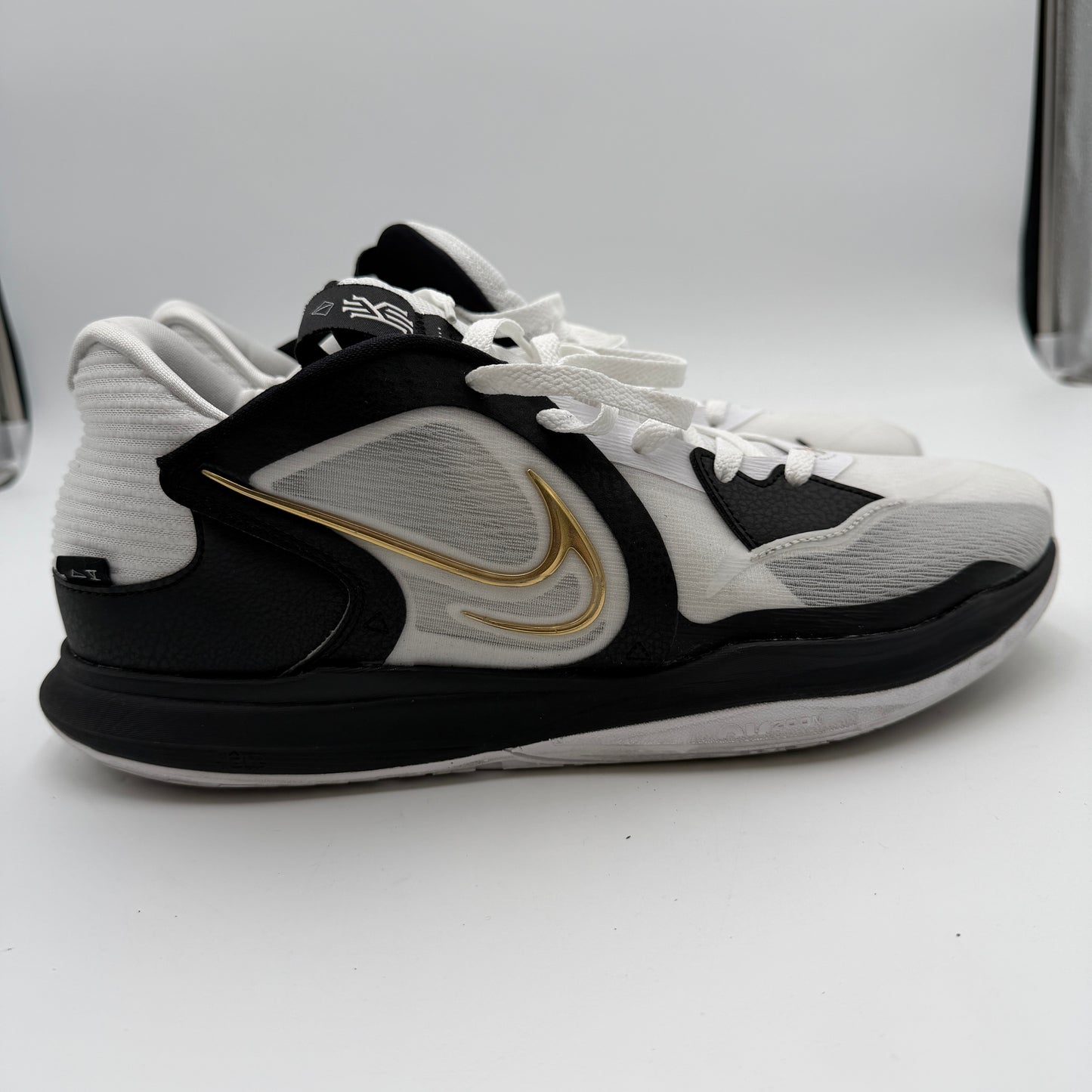 Used Nike Kyrie Low 5 Mens Size 12 Black White Gold Basketball Shoes DJ6012 101