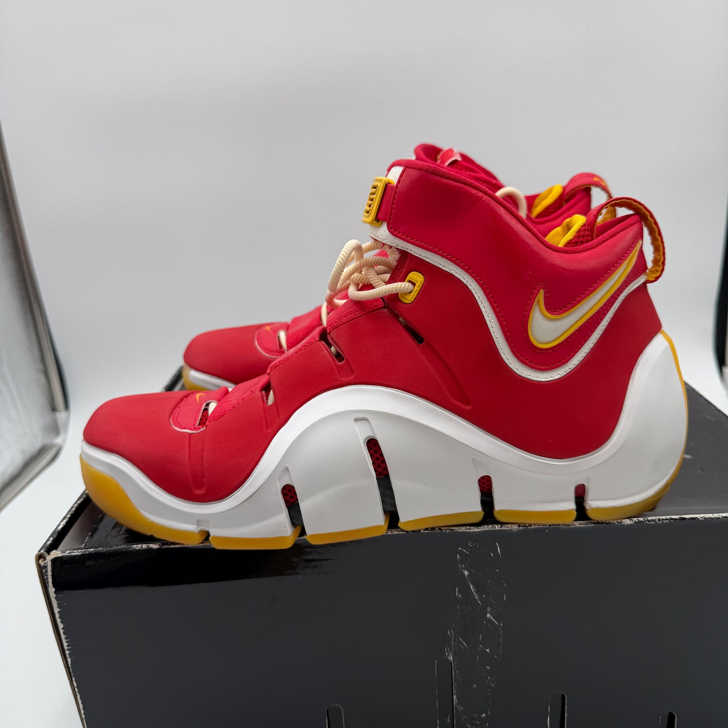 Nike Lebron 4 FairFax Away PE Promo Sample Size 12 VVNDS With Box