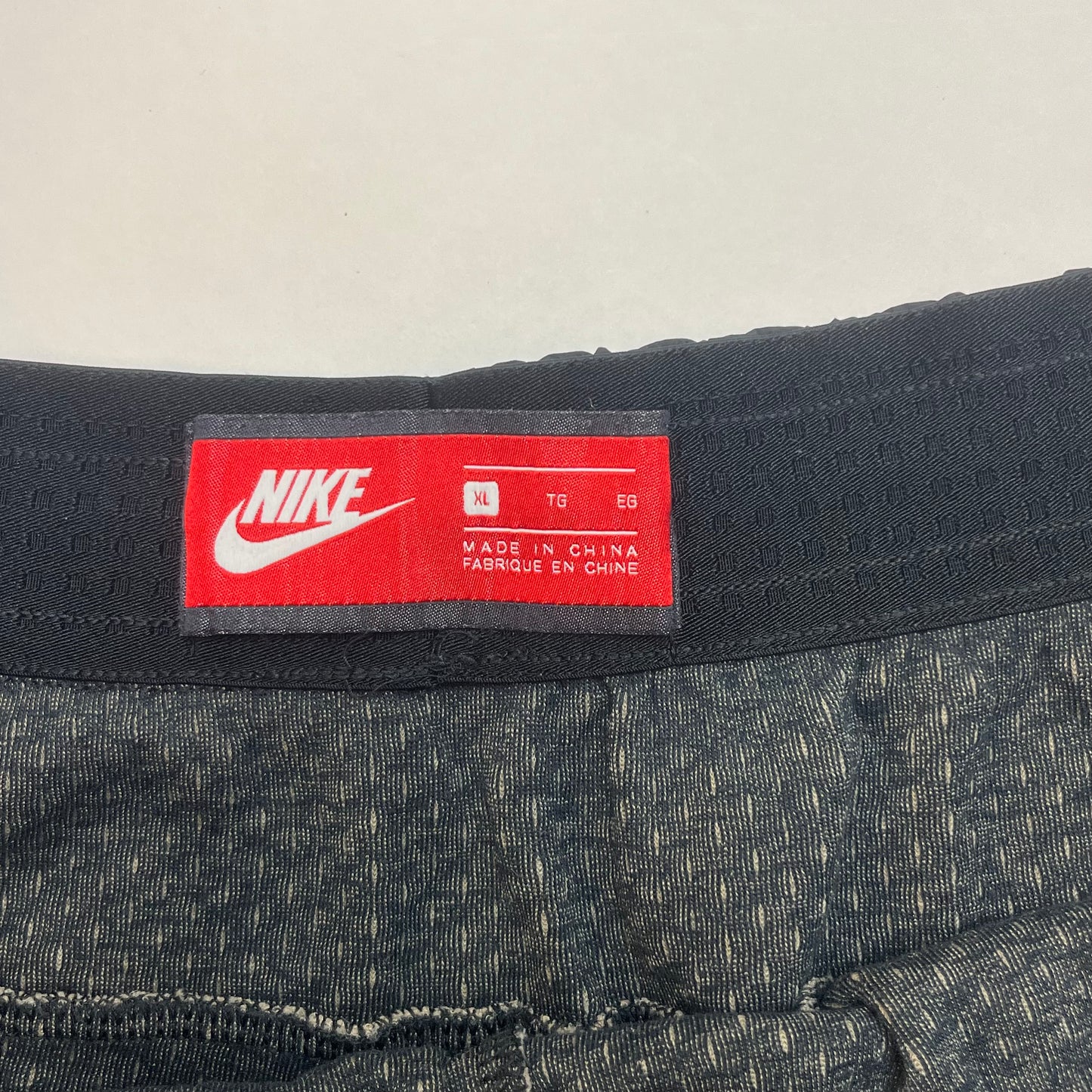 Nike Men's Mesh Cotton Blend Basketball Shorts XL Multi-Colored