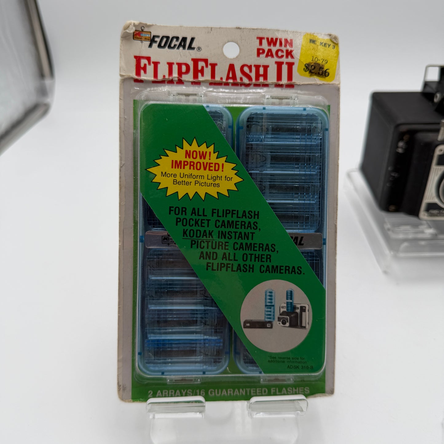 Pho-Tak Vintage Traveler 120 Roll Film Metal Box Camera Plus Extras!