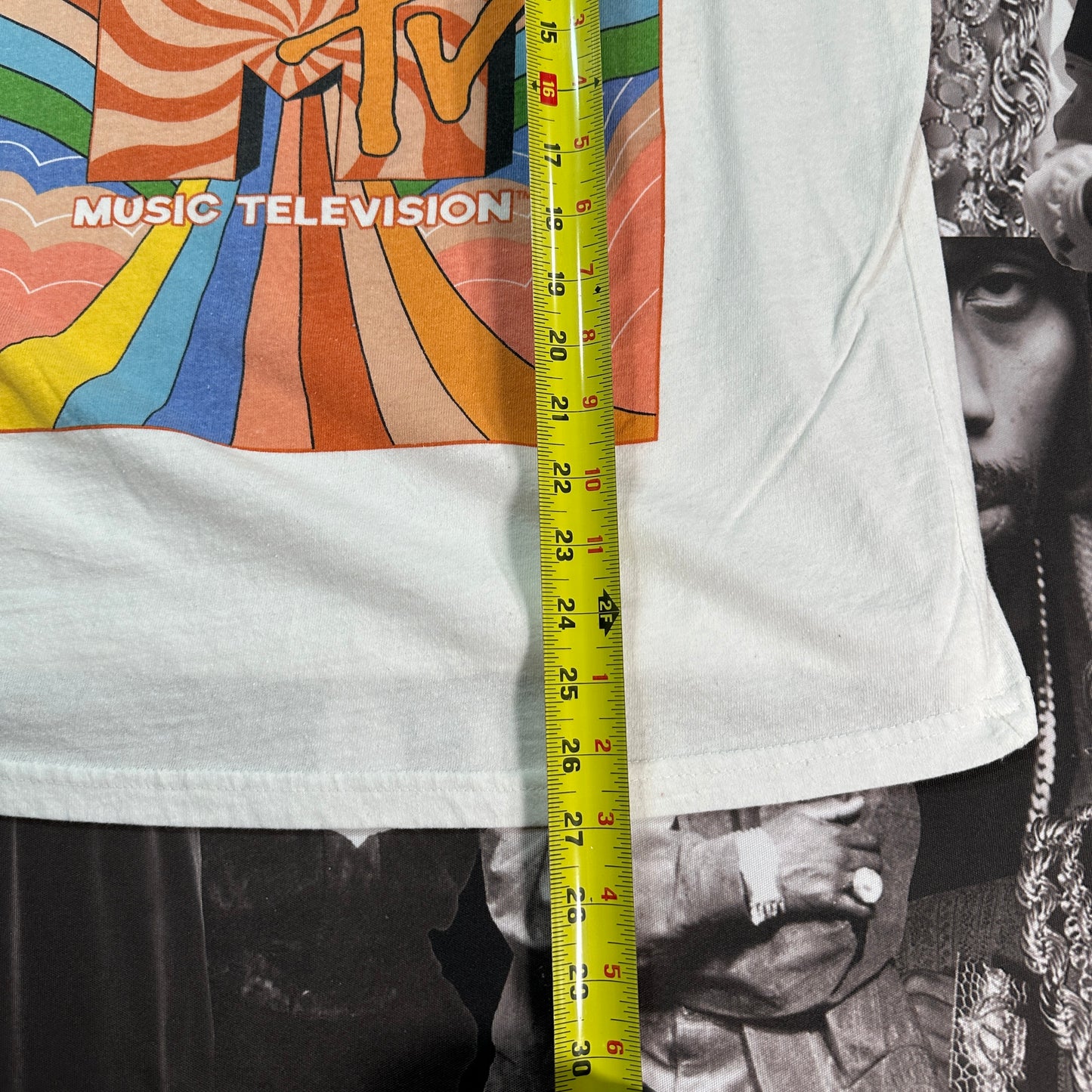 Retro MTV Graphic Tee SZ L