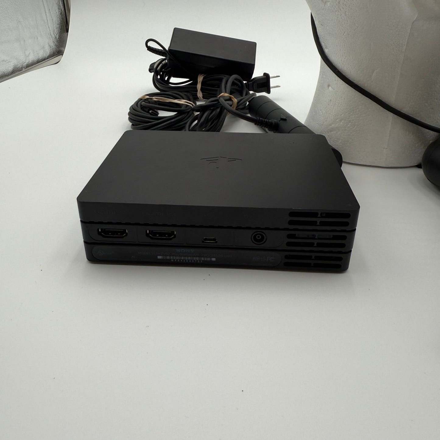 Sony PlayStation VR (CUH-ZVR2) - Used - Black - 2 Controllers Included