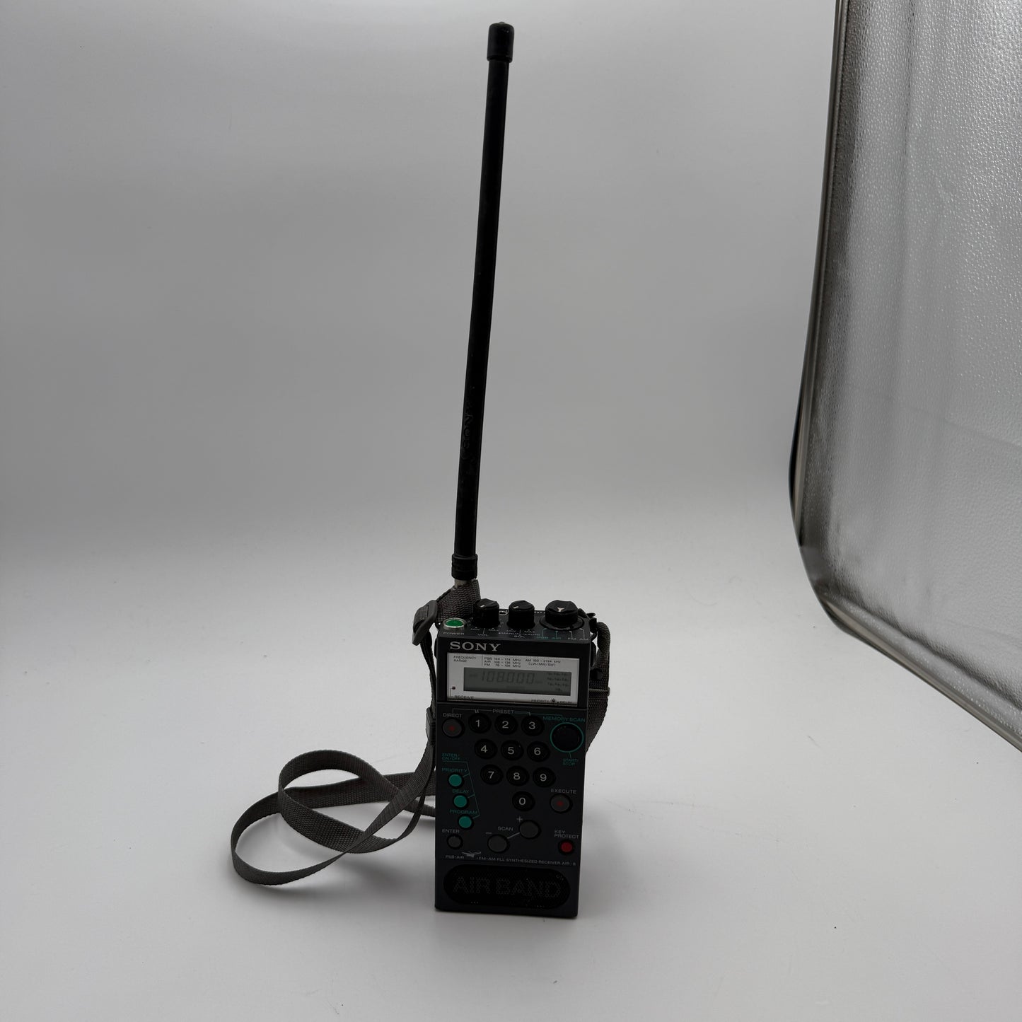 Vintage Sony Air-8 PSB AIR FM AM Handheld Receiver - TESTED