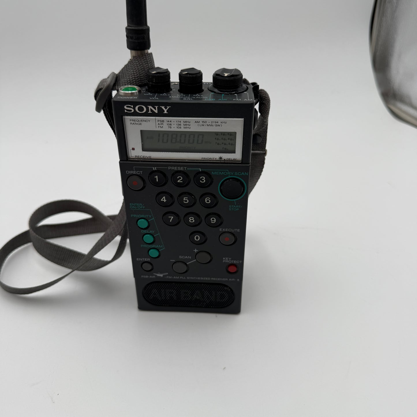 Vintage Sony Air-8 PSB AIR FM AM Handheld Receiver - TESTED