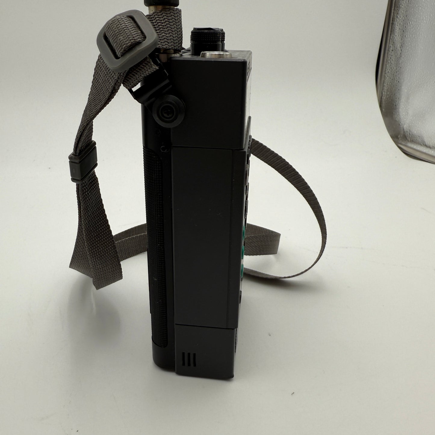 Vintage Sony Air-8 PSB AIR FM AM Handheld Receiver - TESTED