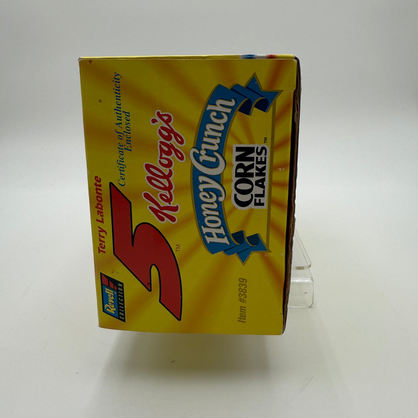 Terry Labonte #5 Kellogg’s Revell 1:24 Monte Carlo NASCAR Diecast 1996