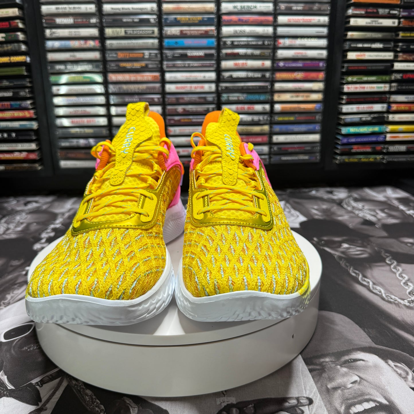 Under Armour - Curry 9 Flow Sesame Street Big Bird Men Size 13 3024248-702
