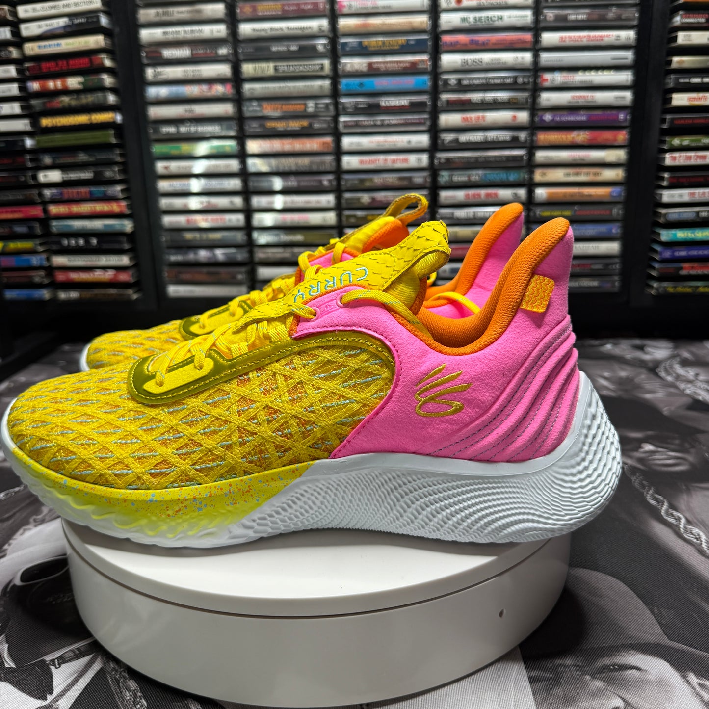 Under Armour - Curry 9 Flow Sesame Street Big Bird Men Size 13 3024248-702
