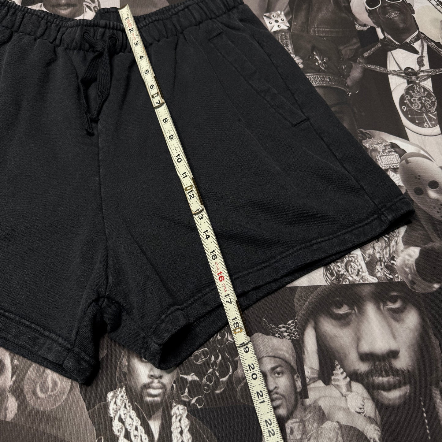 Under Armour Black Cotton Short Sz Large