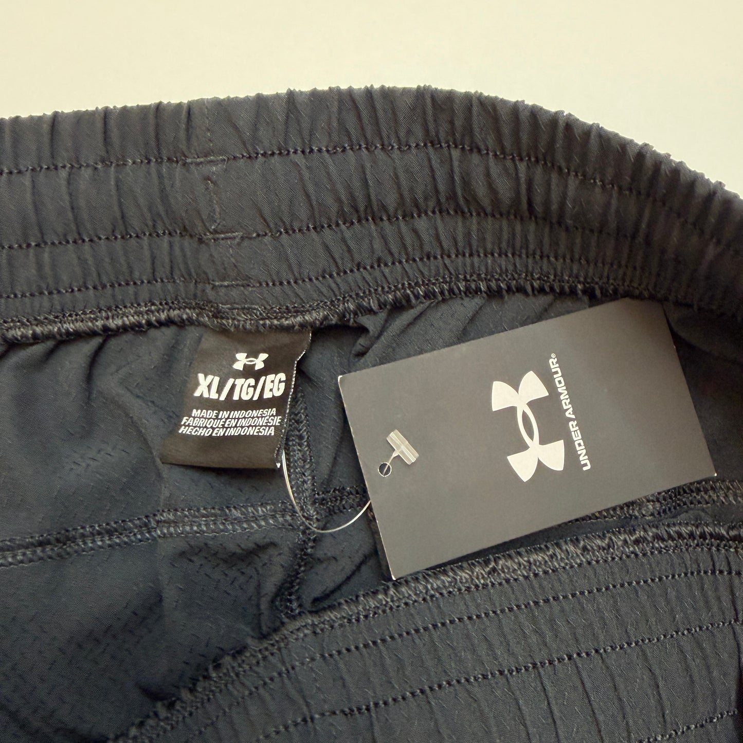 Under Armour UA Sportswear Woven Textured Cargo Pant Black Size XL