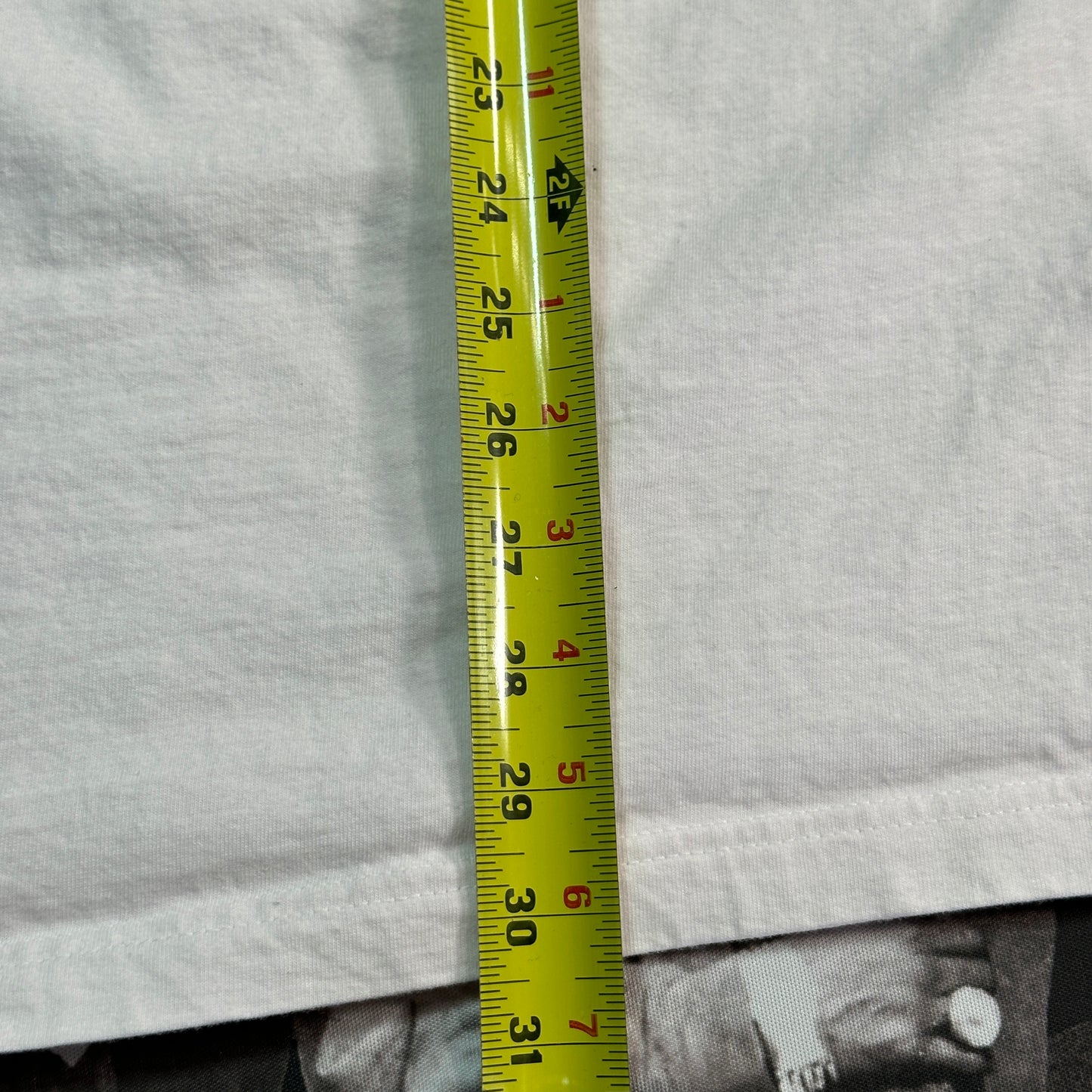 Vintage 90's Raised Print Guess Tee SZ XL