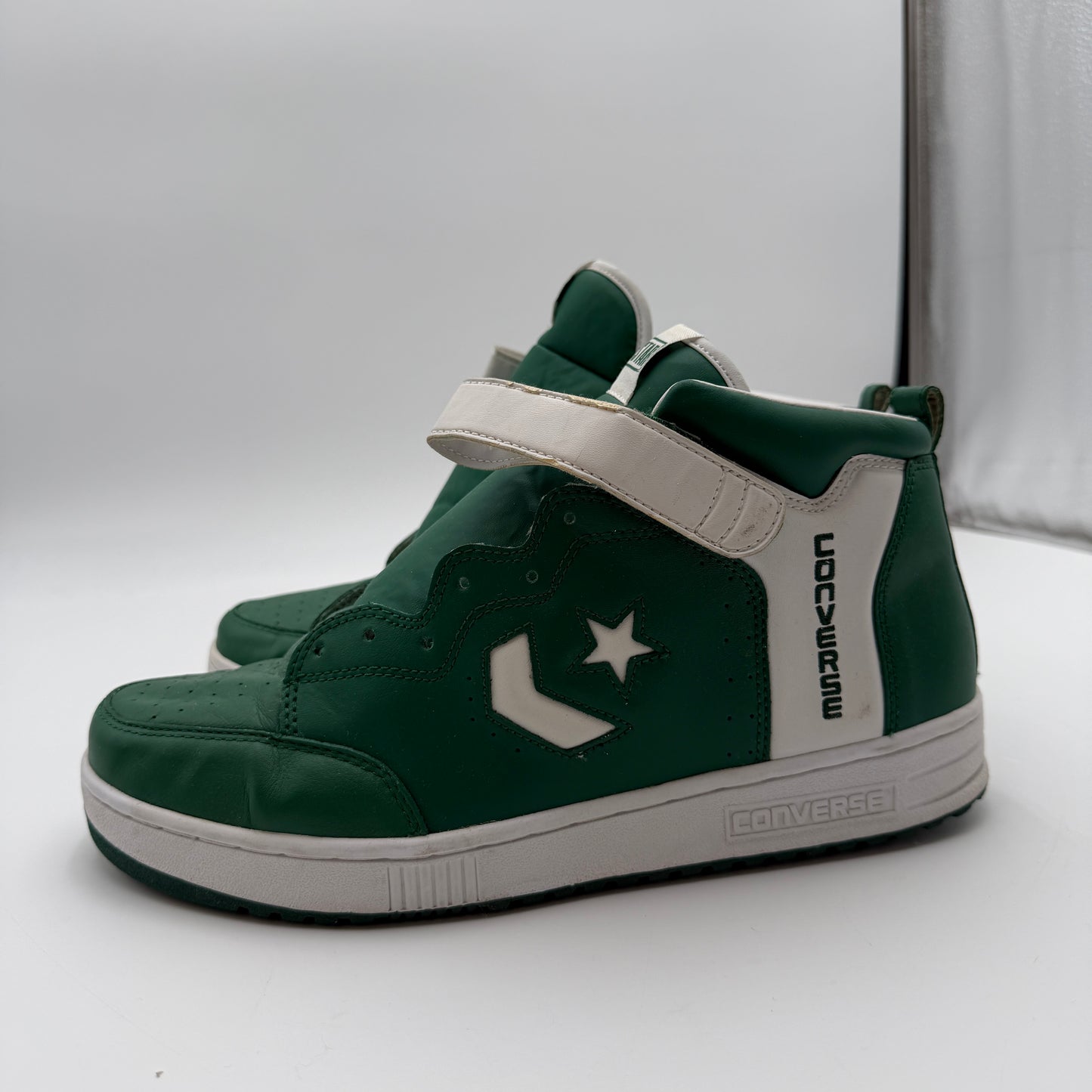 Vintage Maverick Green White Size 12