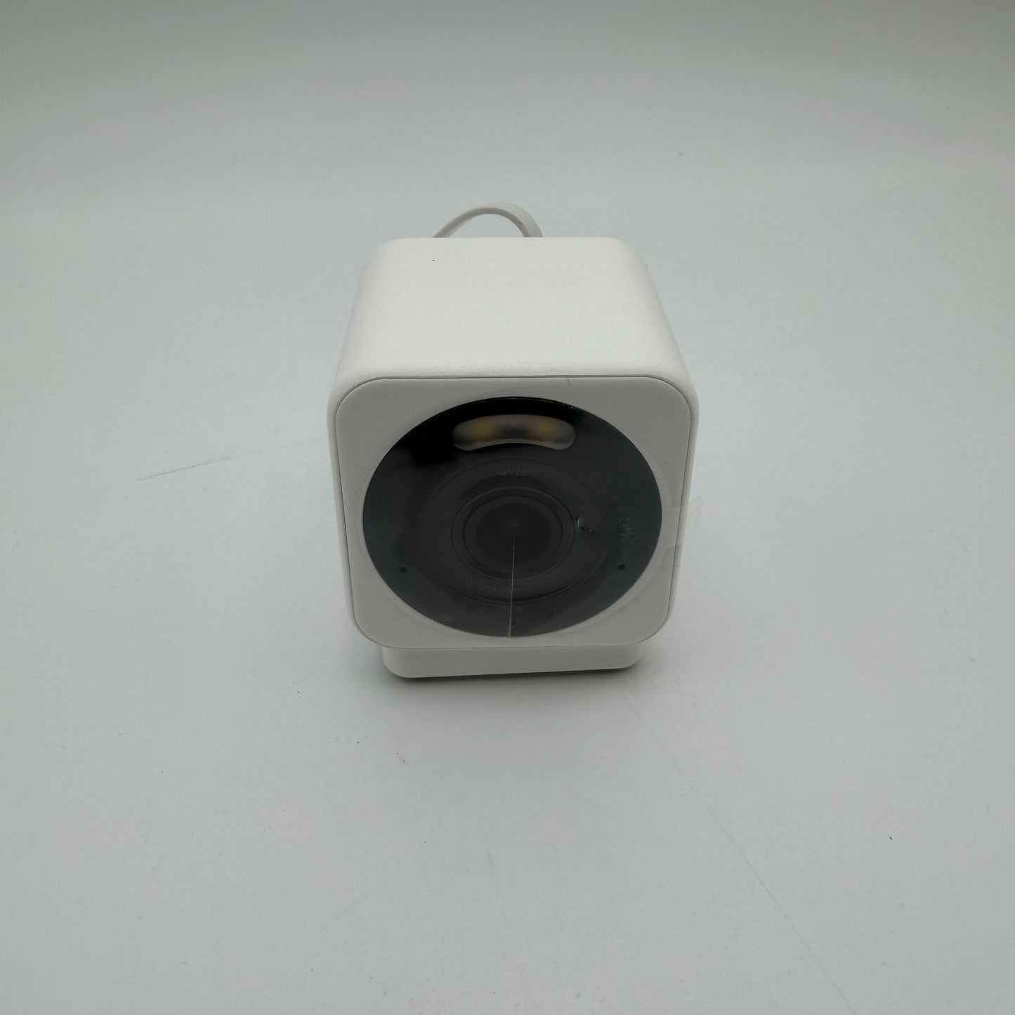 Wyze Cam v4 Security Camera White Used With Box