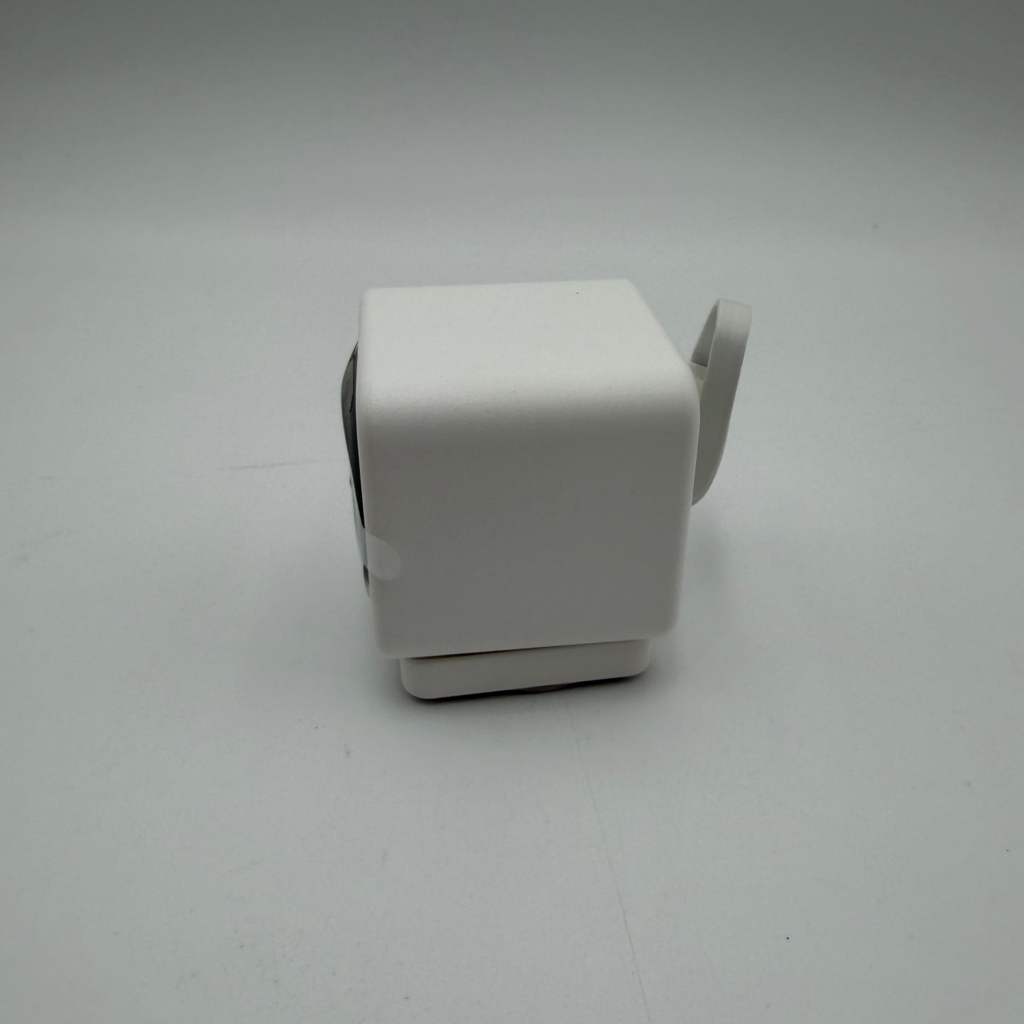 Wyze Cam v4 Security Camera White Used With Box