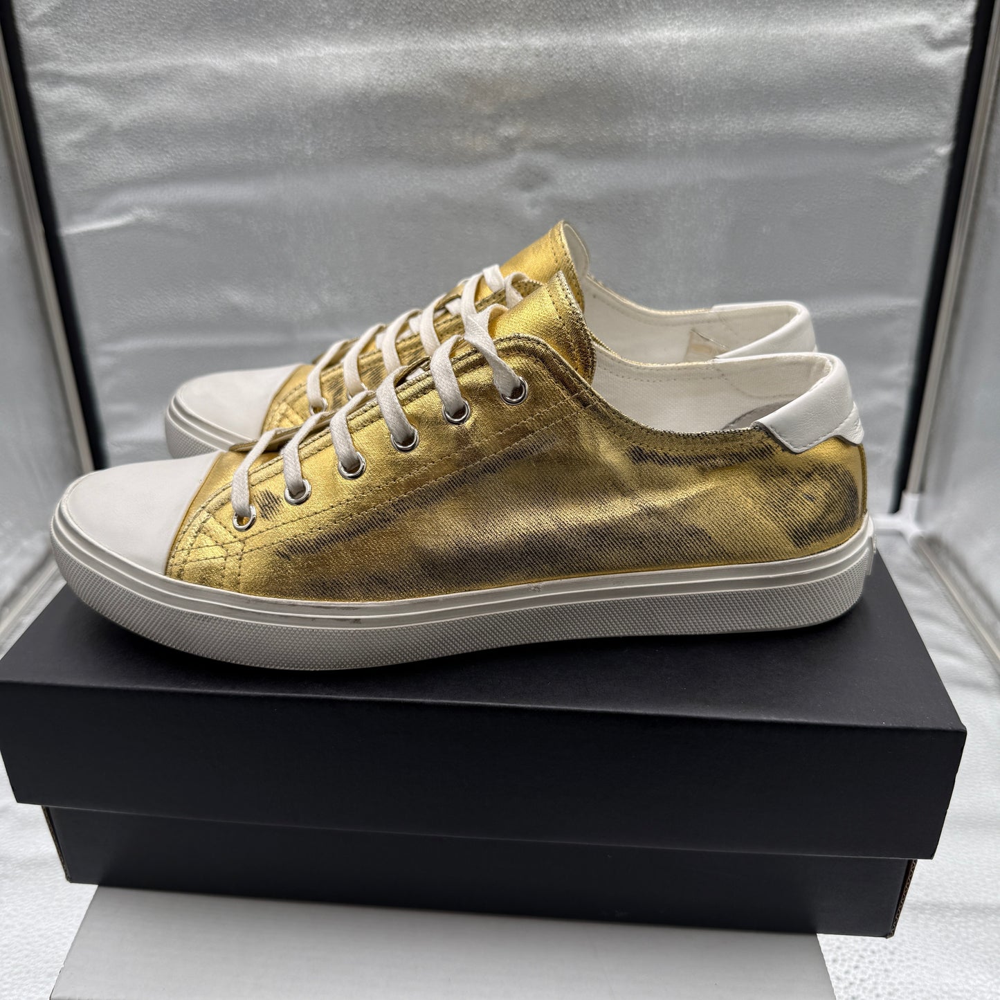 YSL Saint Laurent Bedford Low Distressed Metallic Gold Womens Sneakers Size 41/10.5 us