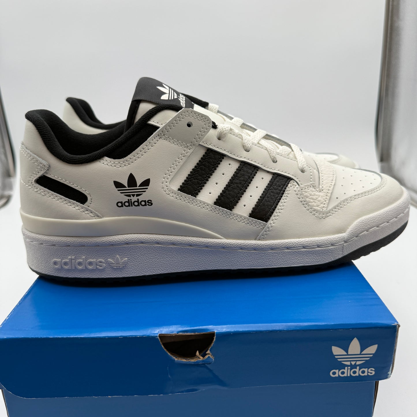 Adidas Forum Low Core White Core Black Core White IH7830 Size 11 Sneakers