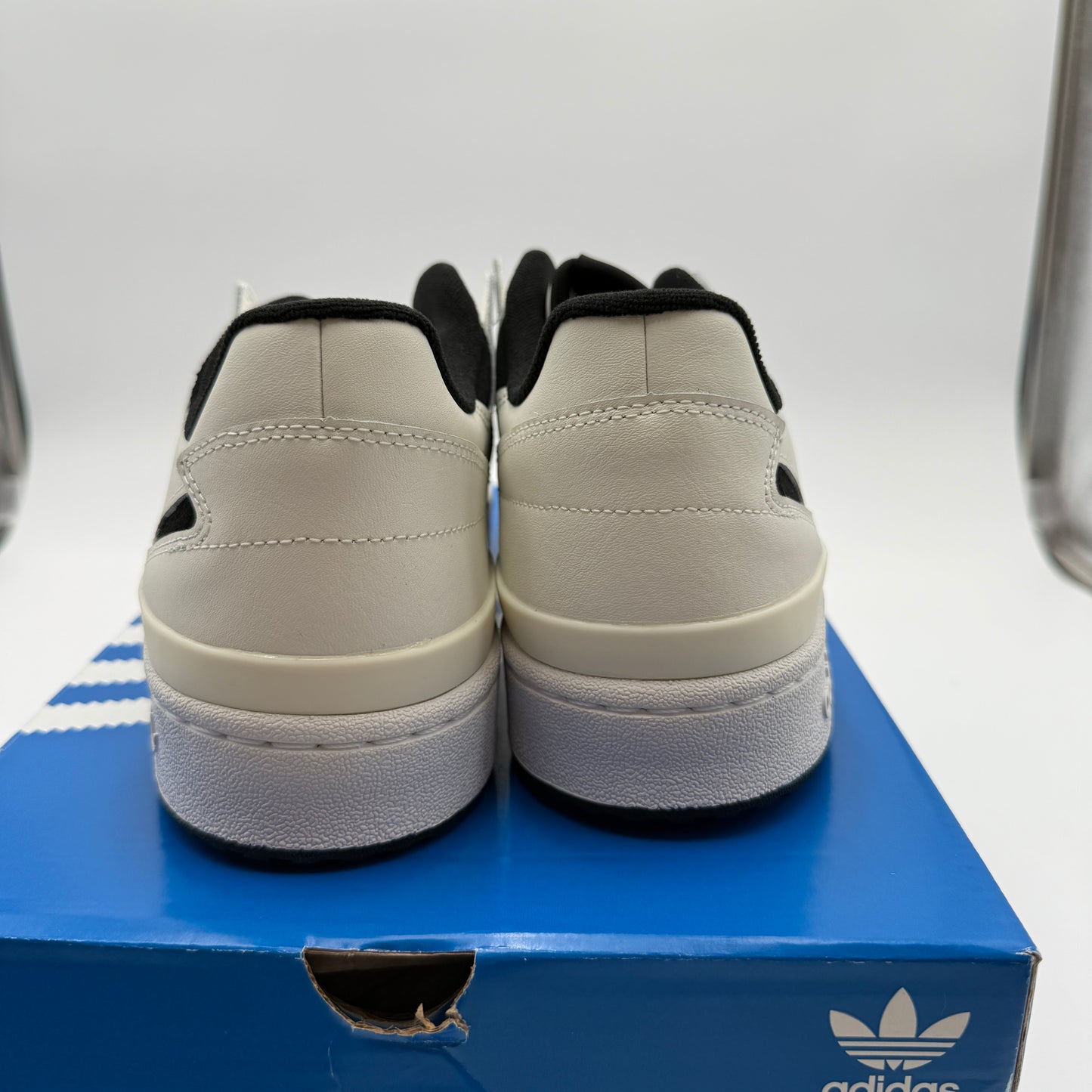 Adidas Forum Low Core White Core Black Core White IH7830 Size 11 Sneakers