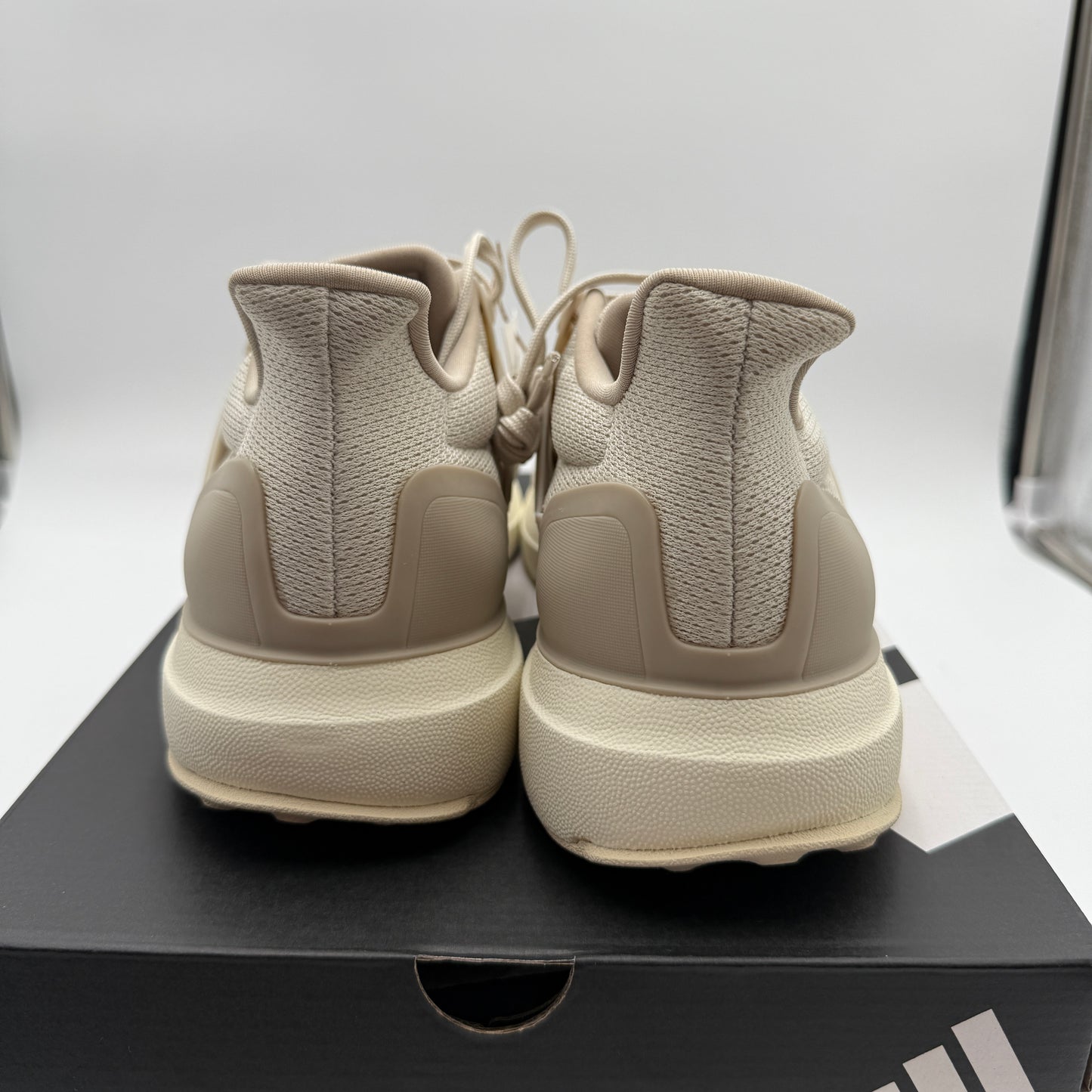 adidas UltraDream DNA JP7689 Size 11 Alumina / Off White / Wonder Beige