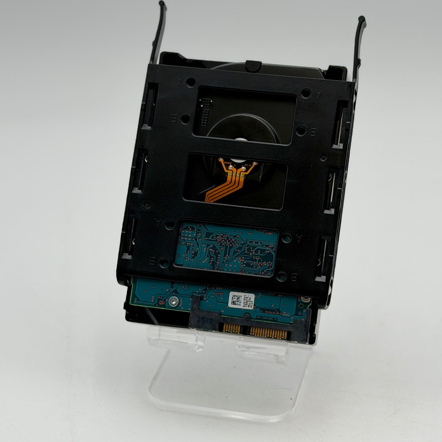 Used Toshiba 3.5" DT01ACA200 2TB SATA III Hard Drive - Silver