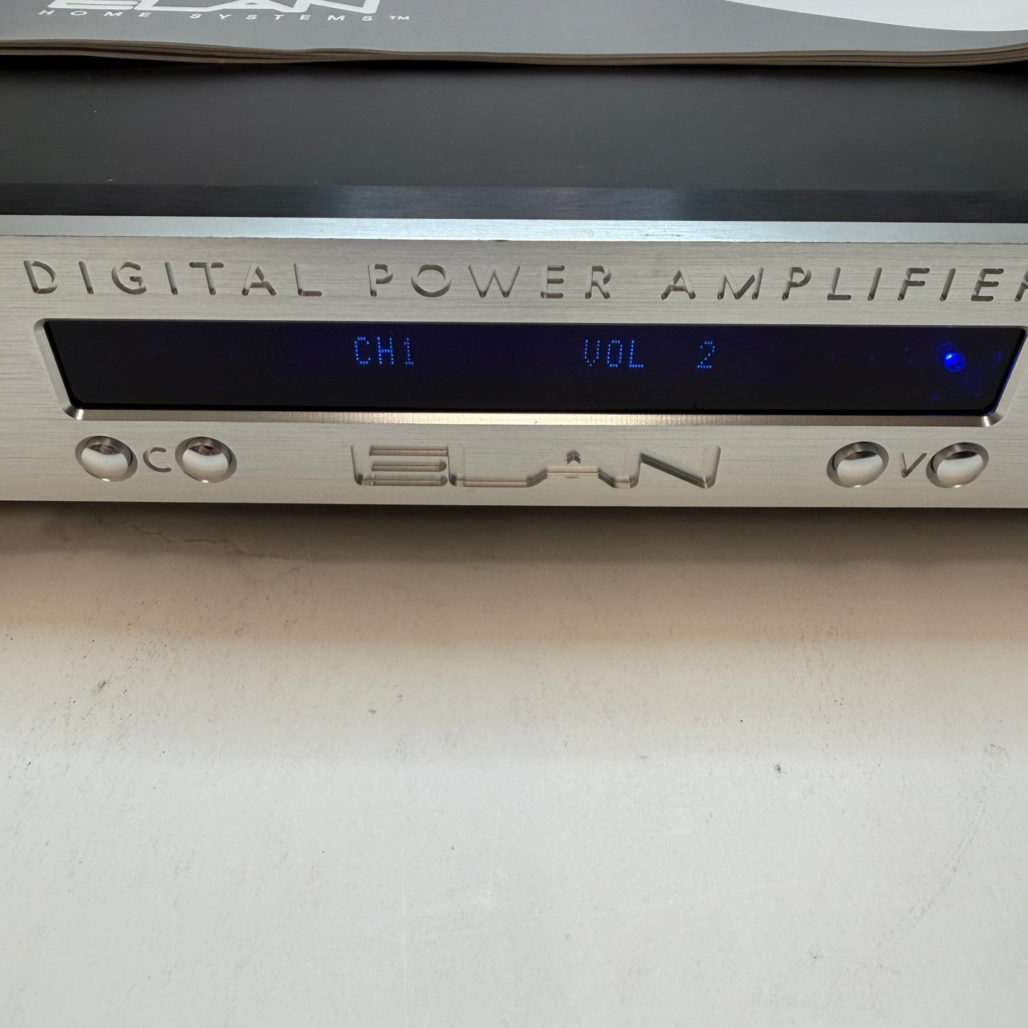 Elan D660/D661 6 Channel Digital Power Amplifier Black Used