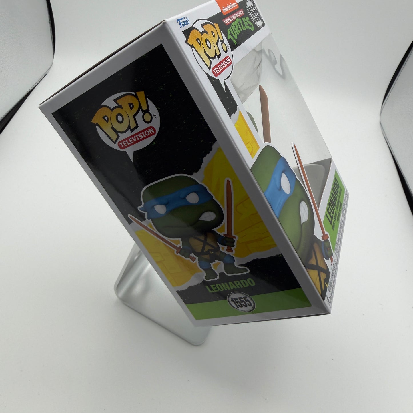 Funko Pop! TMNT Teenage Mutant Ninja Turtles Leonardo with Katana #1555 Collectible Figure