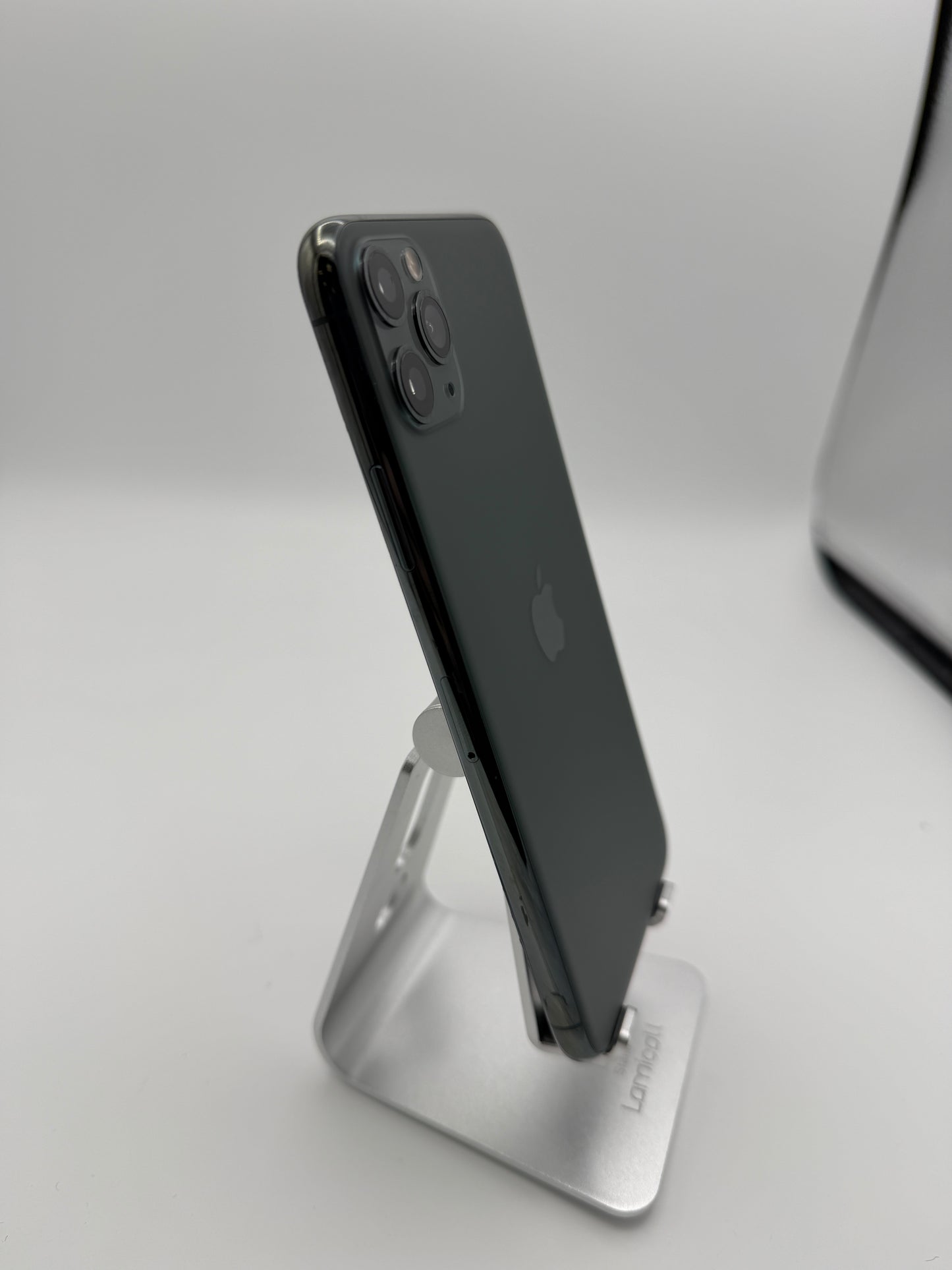 Unlocked Apple iPhone 11 Pro Max 256GB Forrest Green Clean IMEI