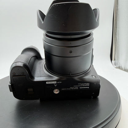 Panasonic Lumix DMC-FZ300 Digital Camera Black 25-600 Lens Battery