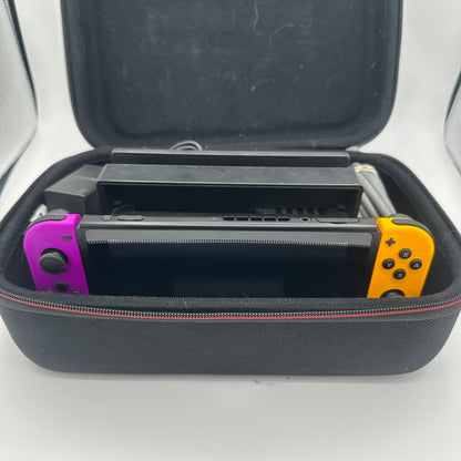 Nintendo Switch HAC-001 2017 32gb With Dock, Cables and Carrying Case