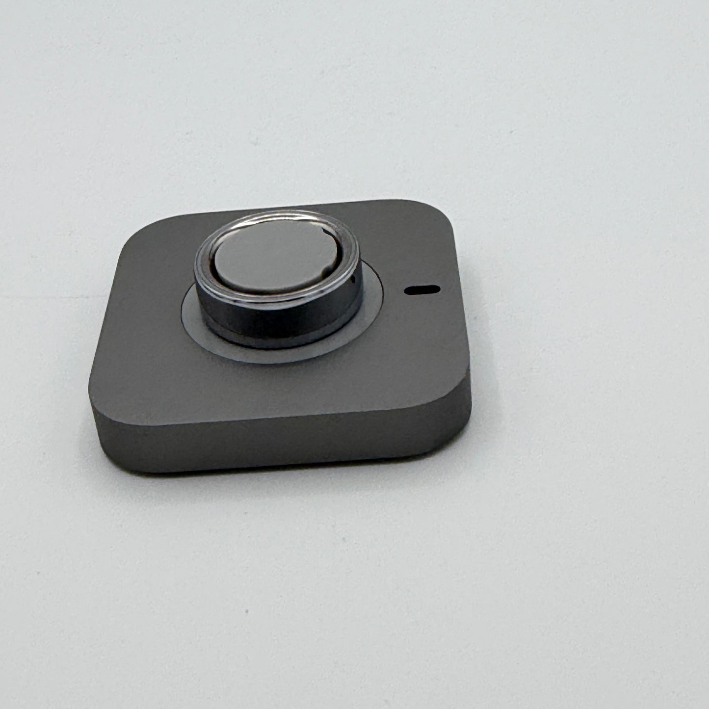 Oura Ring 4 Smart Ring Size 7 Black Silver with Charger and Base