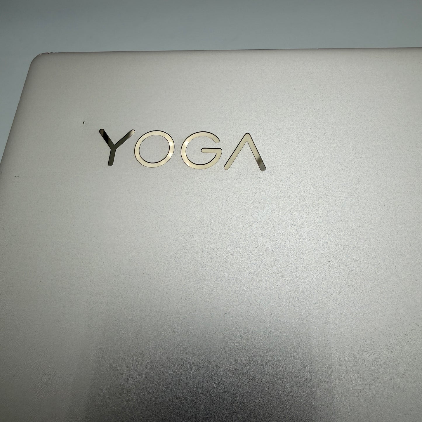 Lenovo Yoga C740 14 Inch i5 8GB 512GB