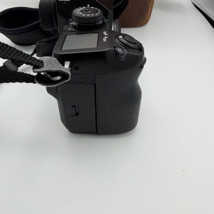 Fujifilm X-H1 Digital Camera Black Shutter Count 3