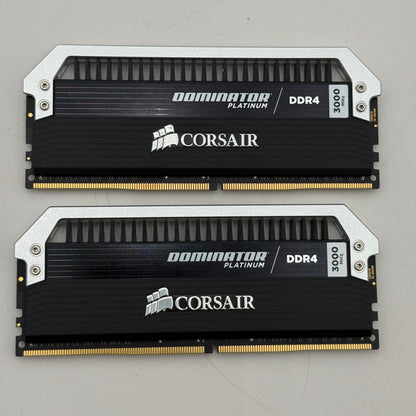 CORSAIR Dominator Platinum DDR4 32GB (2x16) RAM 3000MHZ Black Memory Kit